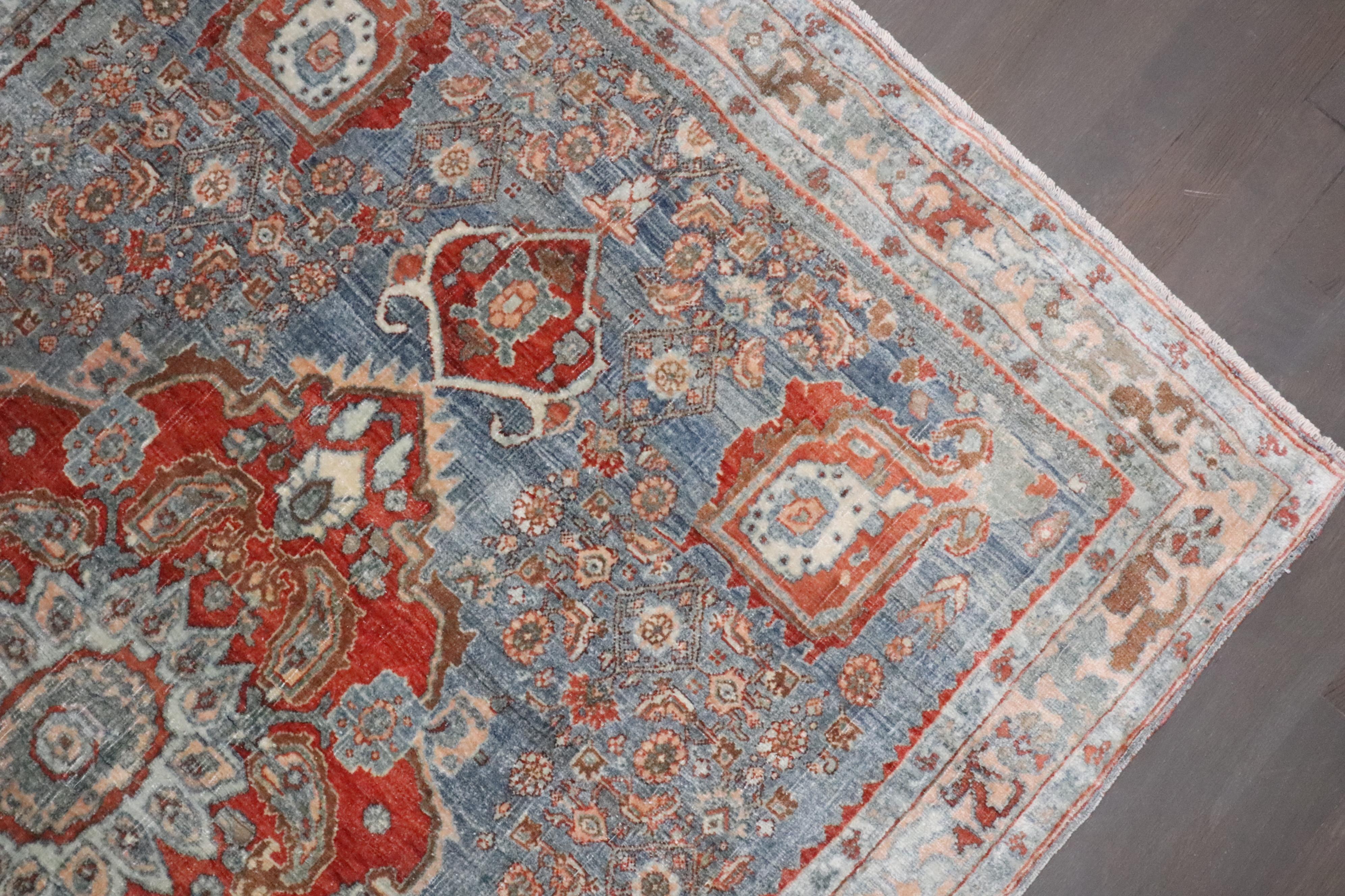 Lana Tappeto Zabihi Collection Persian Antique Bidjar Accent Small in vendita