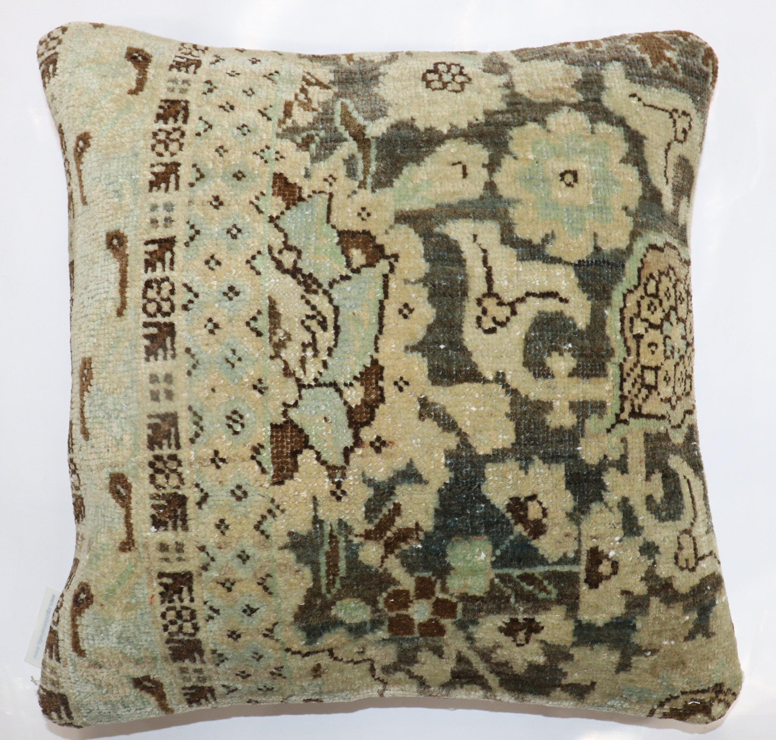 Medium size pillow made from a Persian Bidjar rug. zipper closure and poly-fill insert provided.

Measures: 17'' x 18''.
