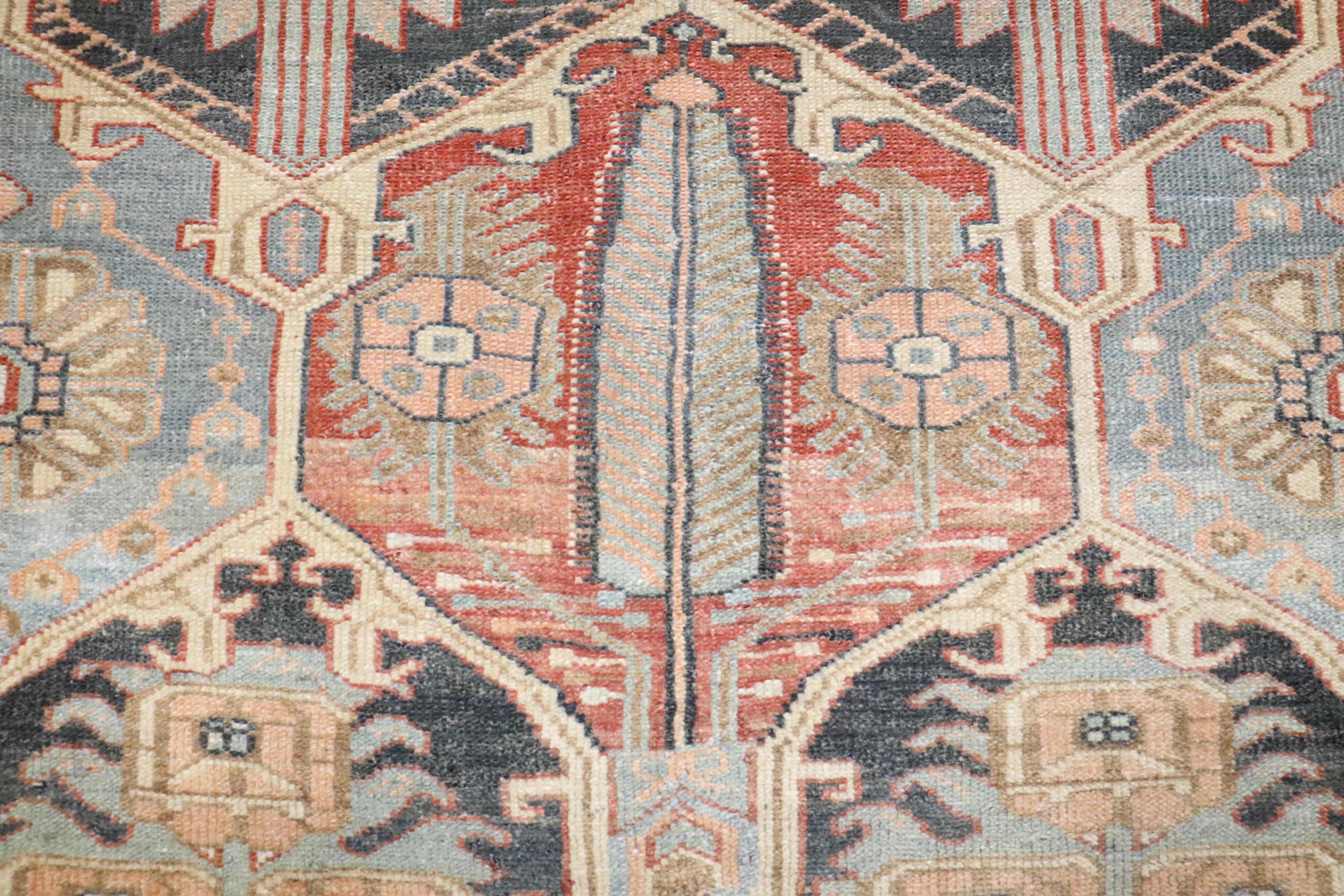 Zabihi Collection Persischer Bakhtiari Akzentteppich (20. Jahrhundert) im Angebot