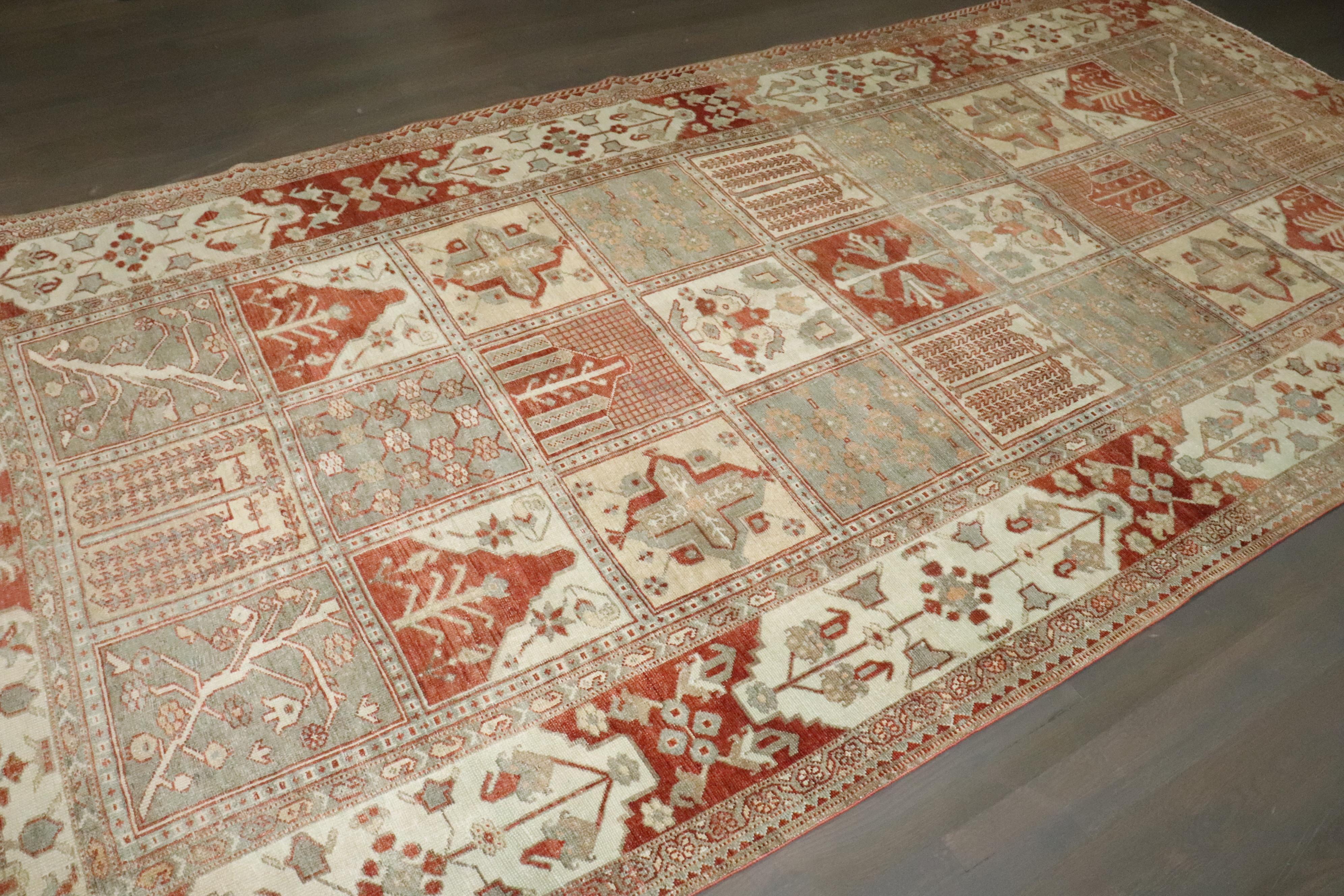 Tapis persan Bakhtiari des années 1930 de taille Gallery avec un motif de panneau de jardin.

Détails
rug no.	j4086
taille	6' 6