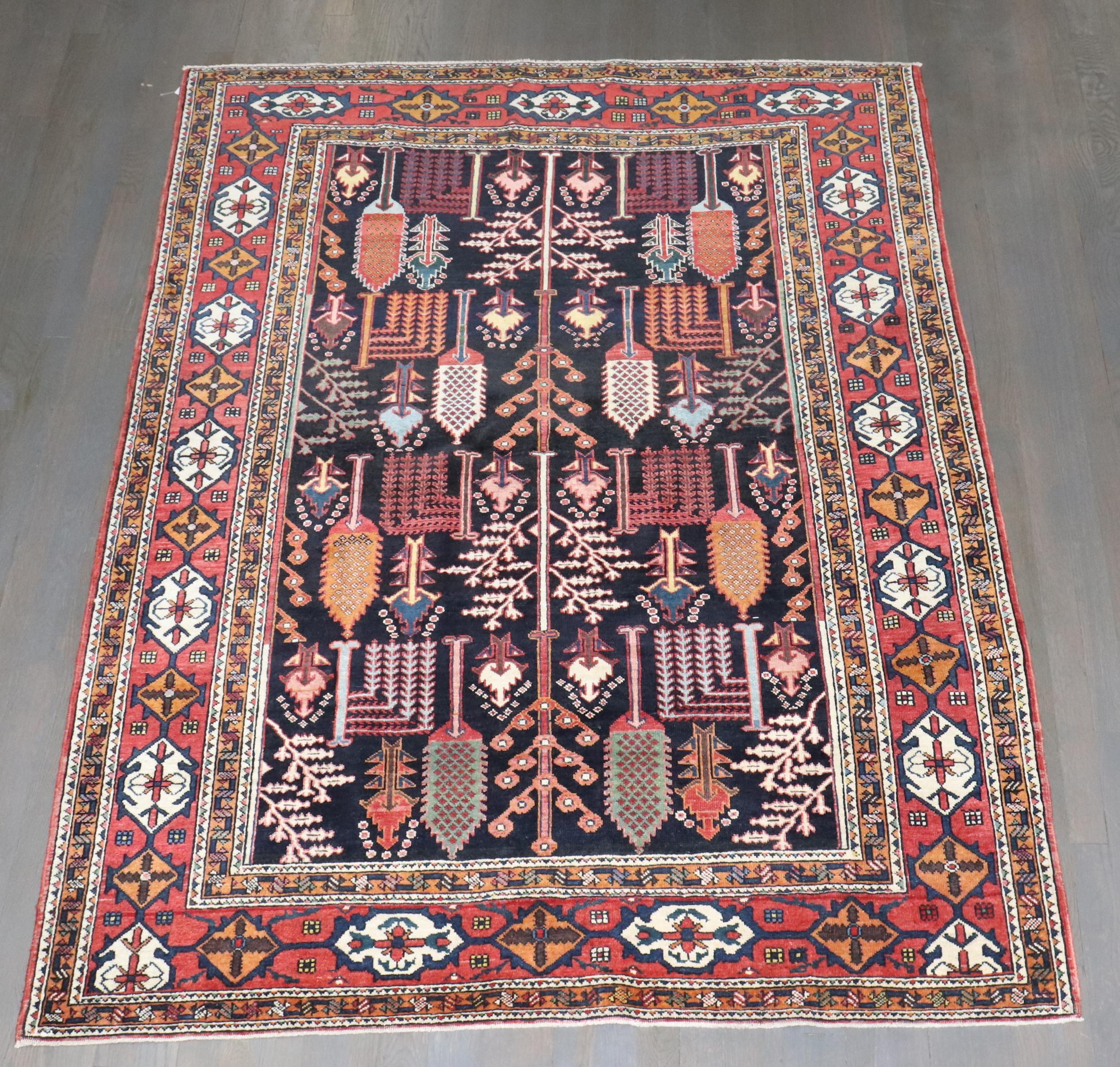 Zabihi Collection Persischer Bakhtiari Weidenbaum-Teppich (Serapi) im Angebot