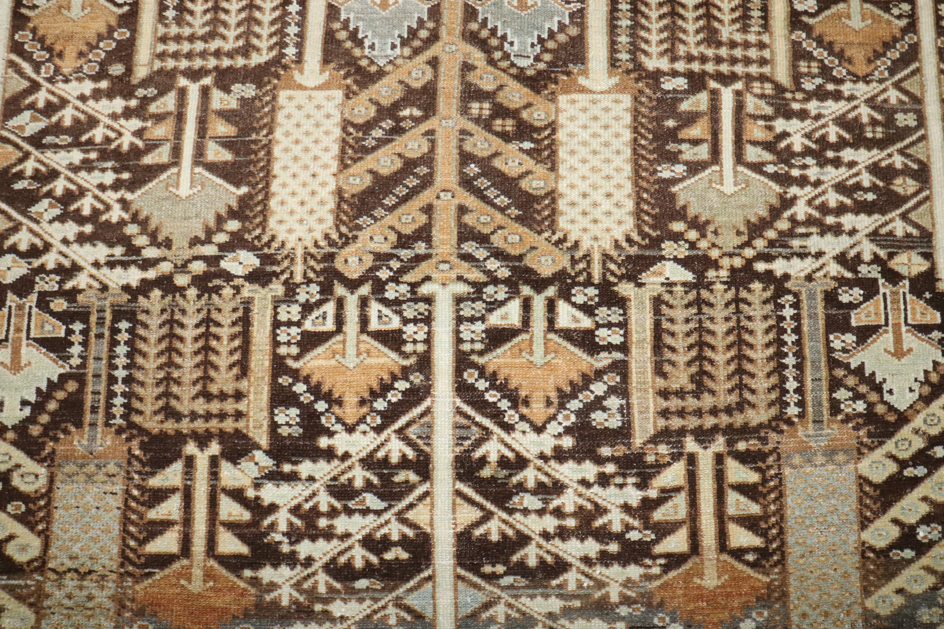 Perse Zabihi Collection S Persian Bakhtiari Willow Tree Rug (tapis de saule) en vente