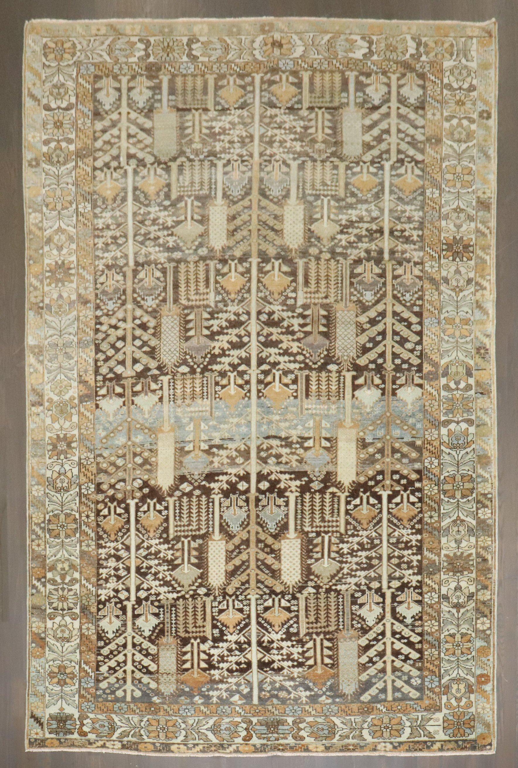 20ième siècle Zabihi Collection S Persian Bakhtiari Willow Tree Rug (tapis de saule) en vente