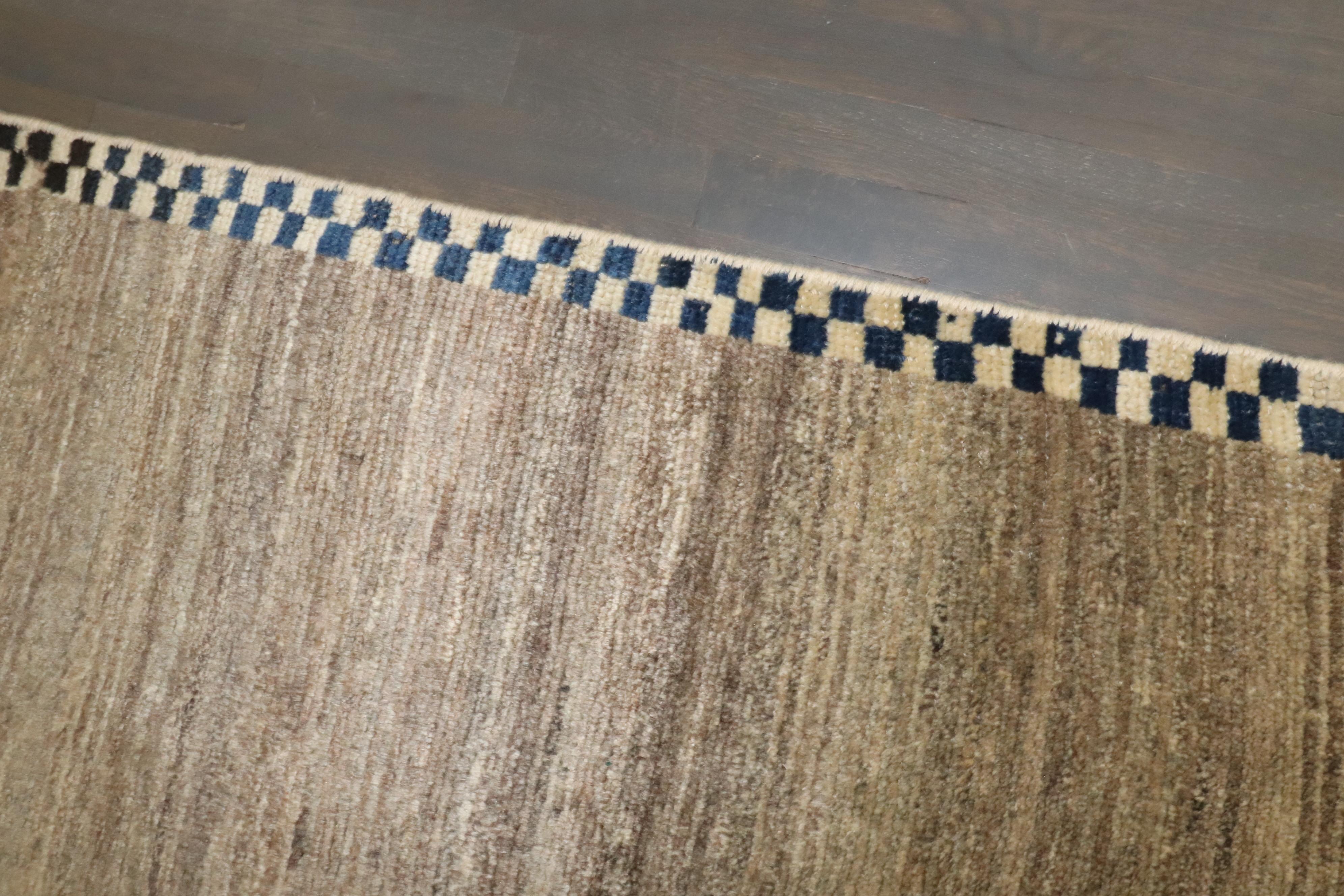 Tappeto Zabihi Collection Persian Gabbeh Checker Border Small in vendita 1