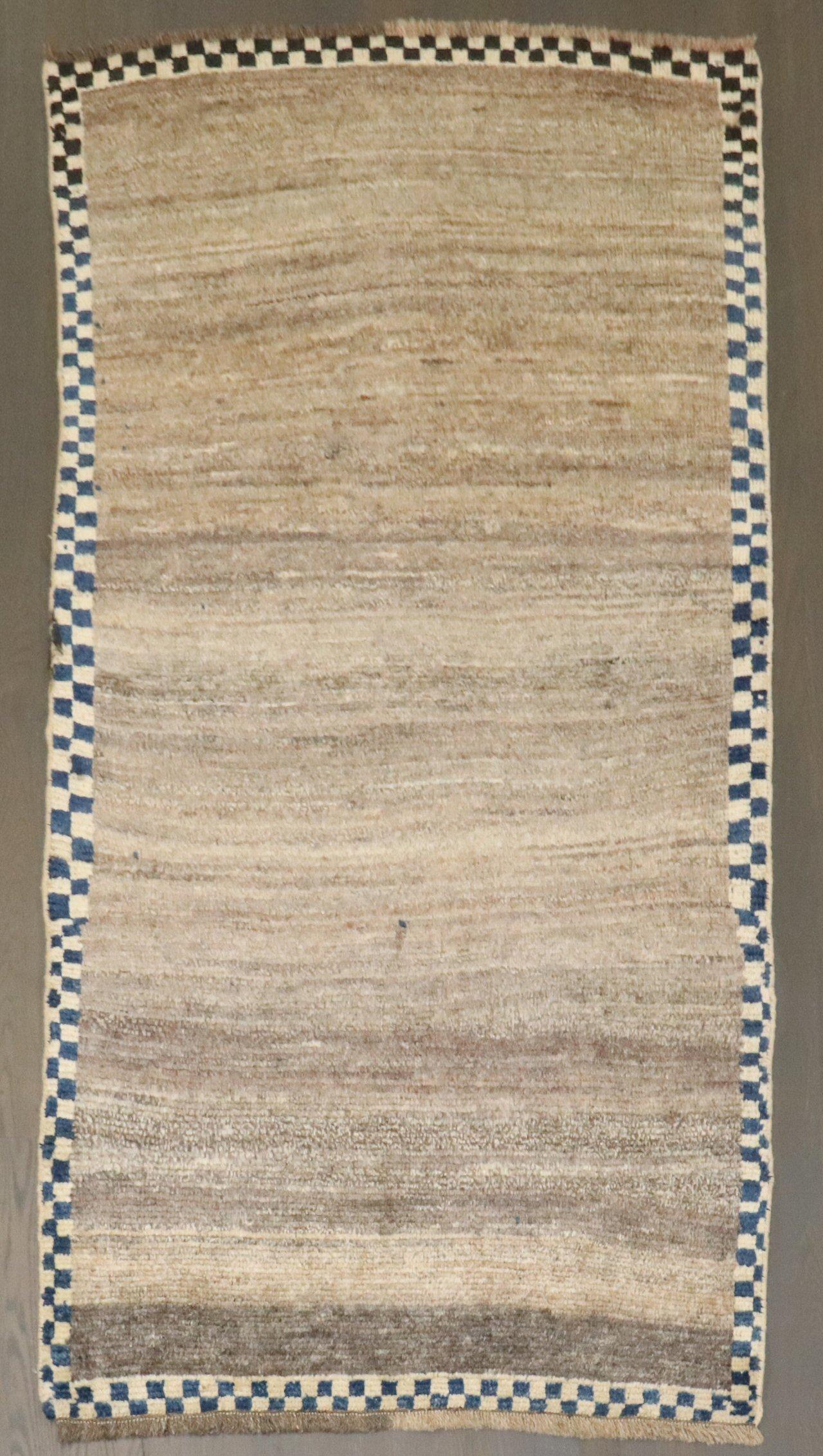 Tappeto Zabihi Collection Persian Gabbeh Checker Border Small in vendita 2