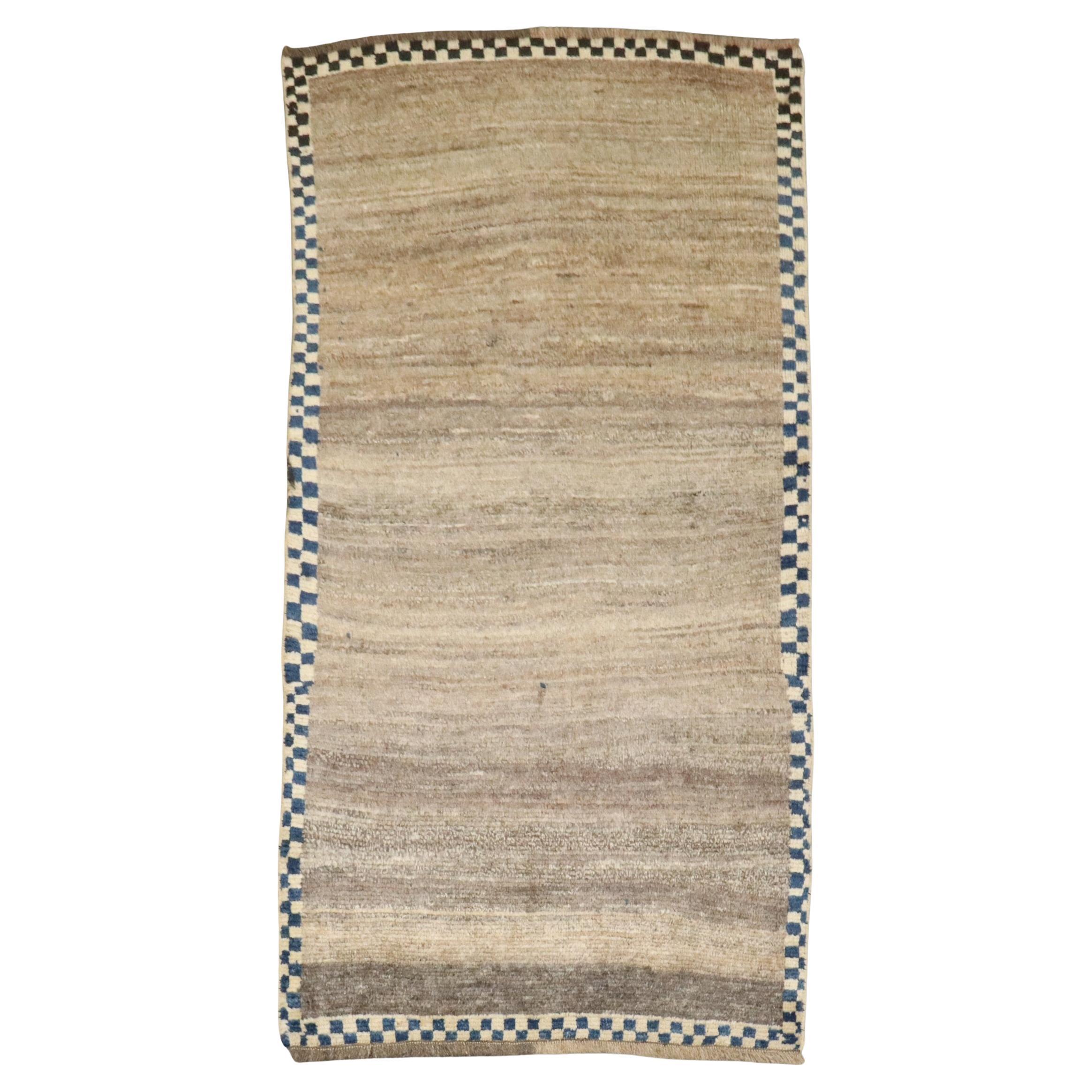 Tappeto Zabihi Collection Persian Gabbeh Checker Border Small in vendita