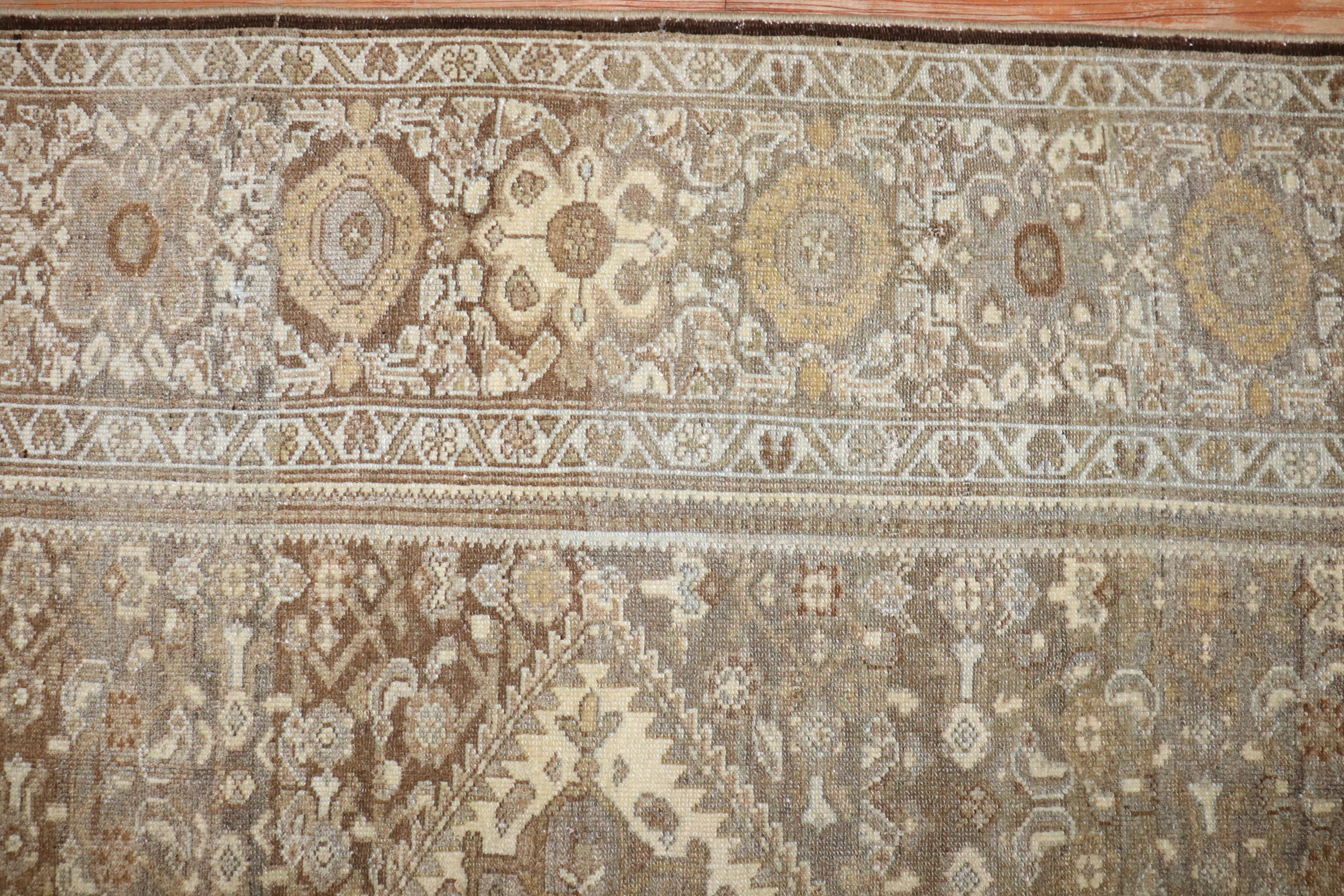 alfombra persa hamedan de mediados del siglo xx en tono marrón

Detalles
alfombra no.	31827
talla	4' 8