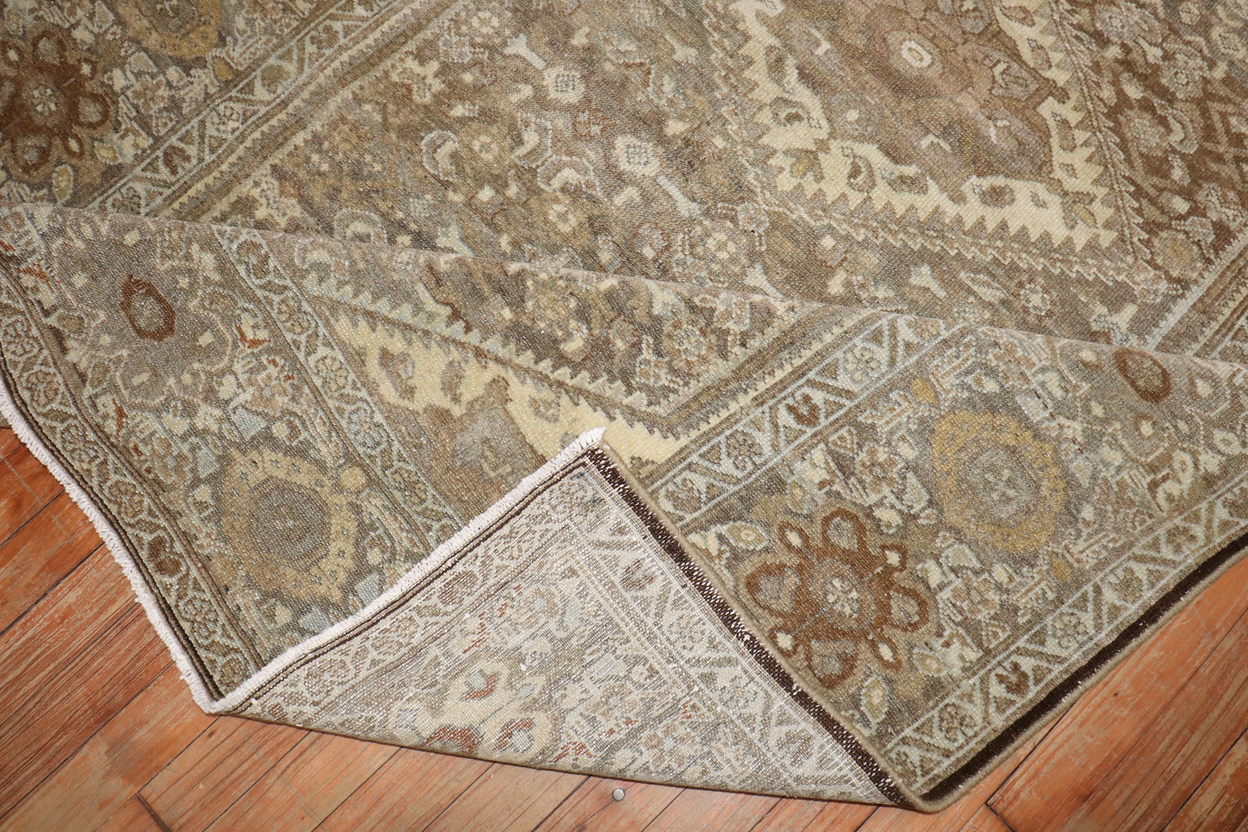 Alfombra de acento persa Hamedan de color neutro de la colección Zabihi en venta 1