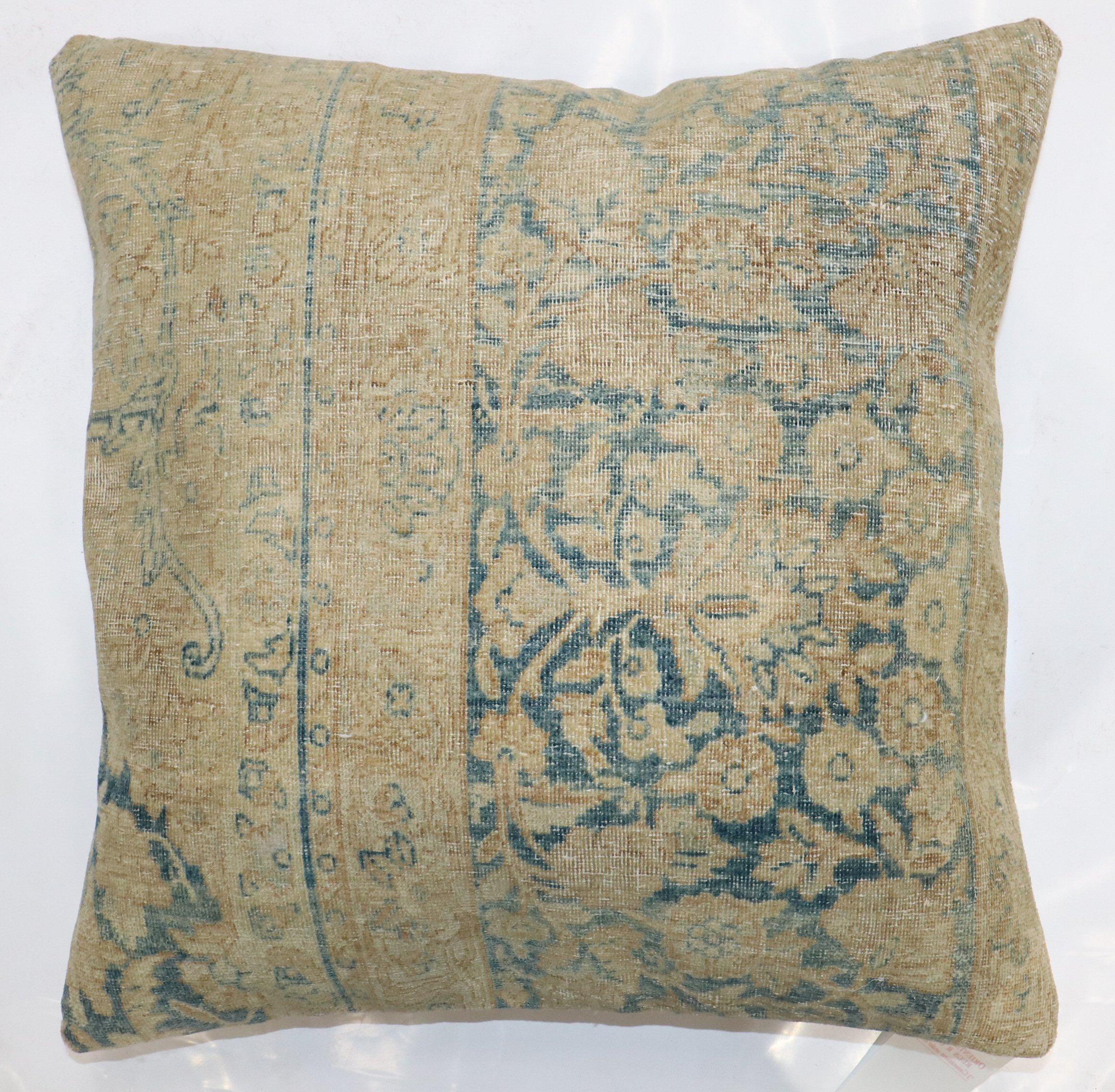 Turc Coussin de tapisserie persane Kerman ancien de la collection Zabihi en vente