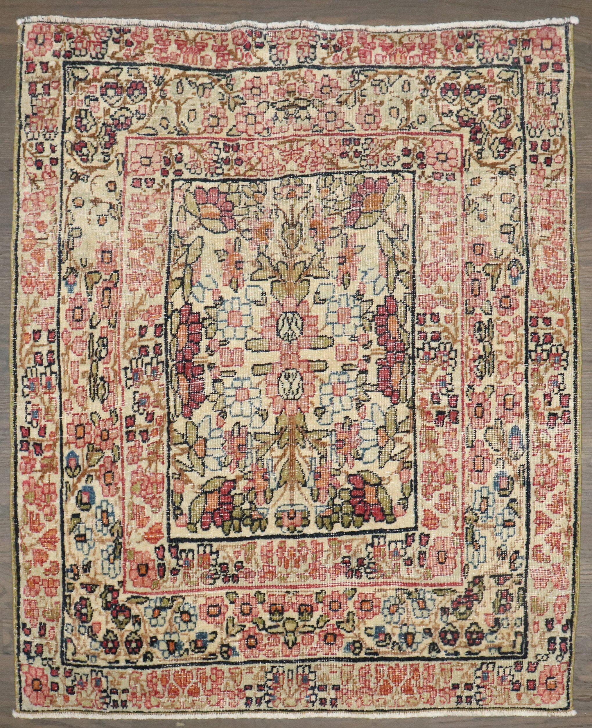 Classique américain Collectional Persian Lavar Kerman Tapis à petits carreaux en vente