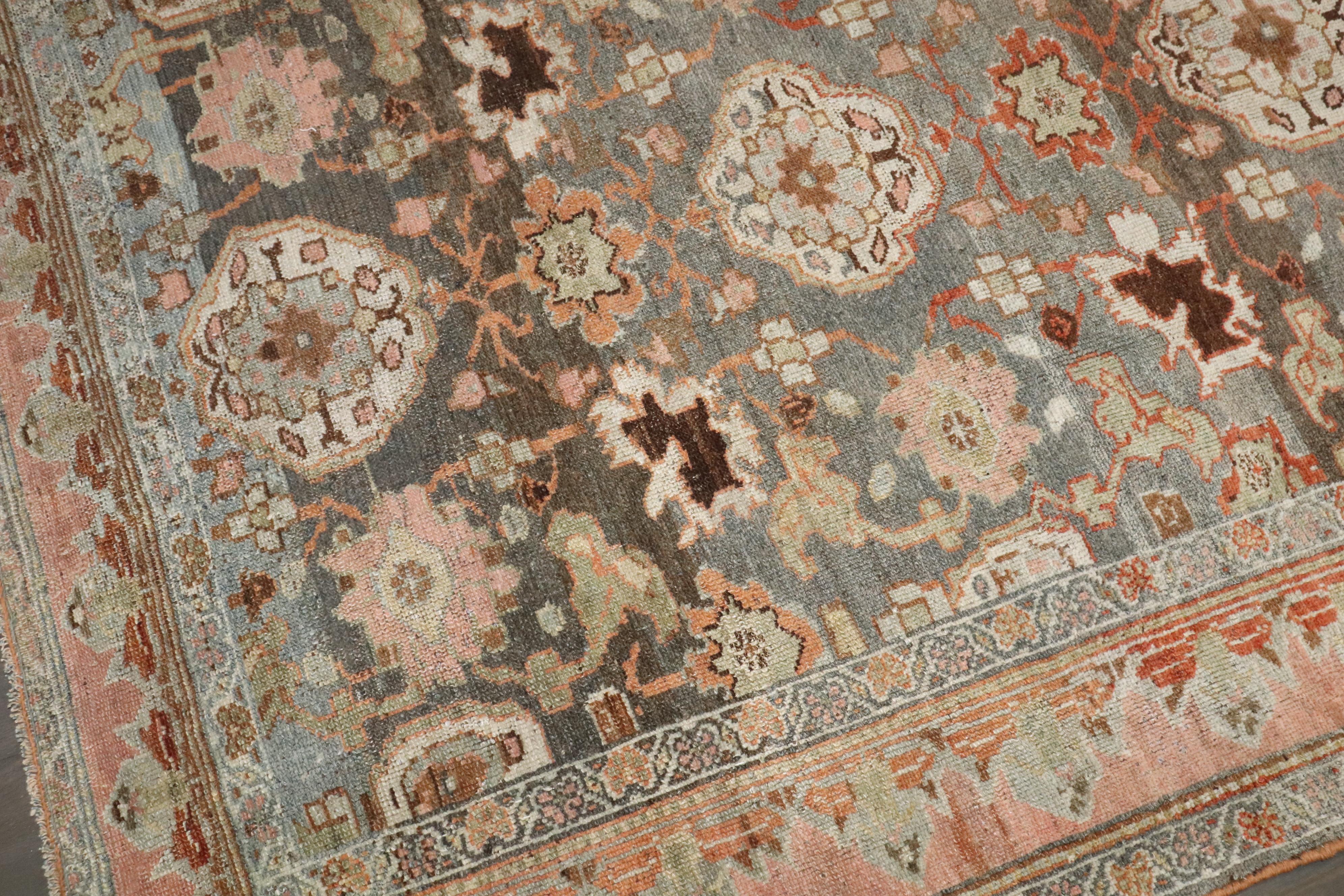 Zabihi Collection Persischer Malayer Bibikabad Teppich im Zustand „Gut“ im Angebot in New York, NY