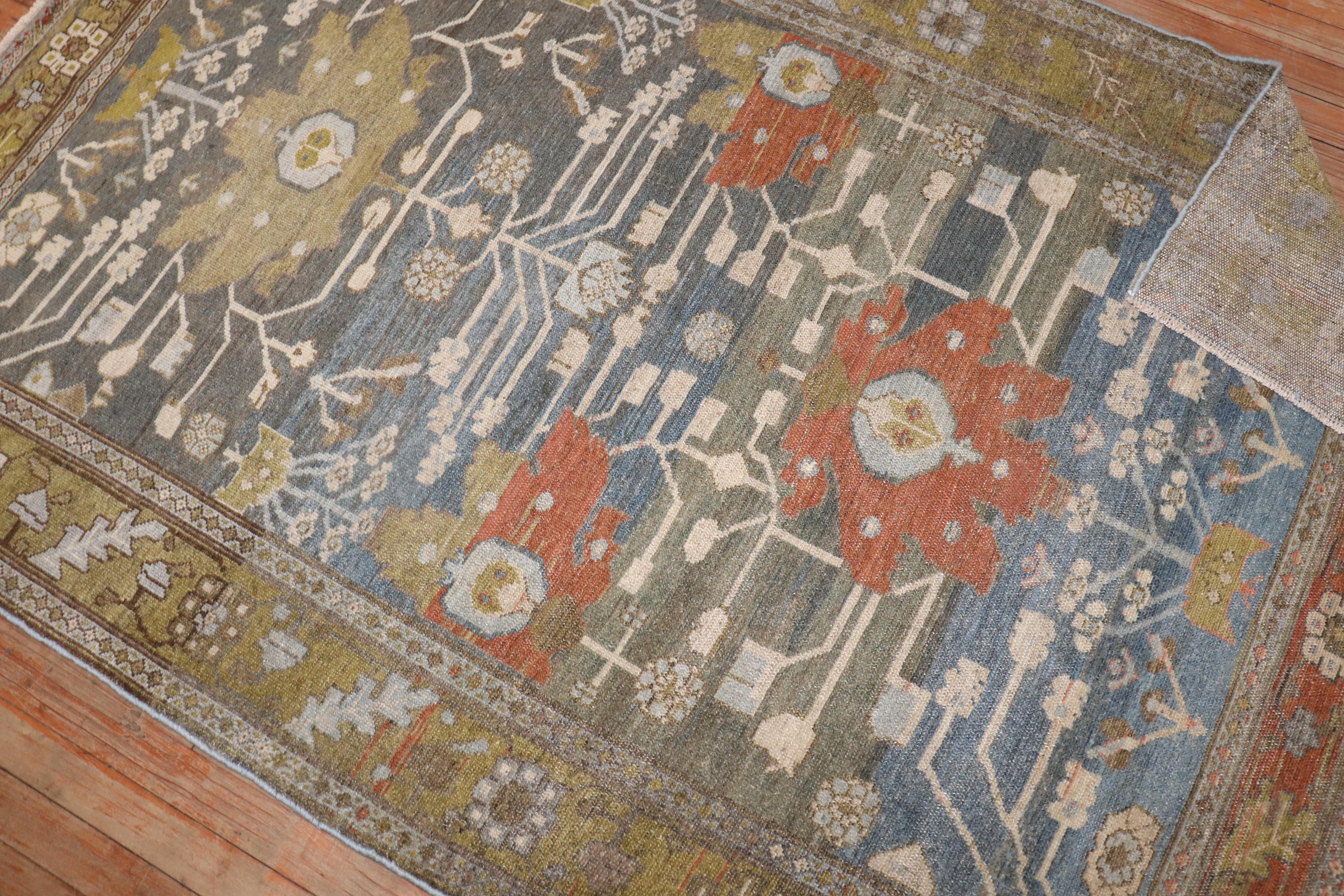 Zabihi Collection Persischer Malayer-Teppich im Zustand „Gut“ im Angebot in New York, NY