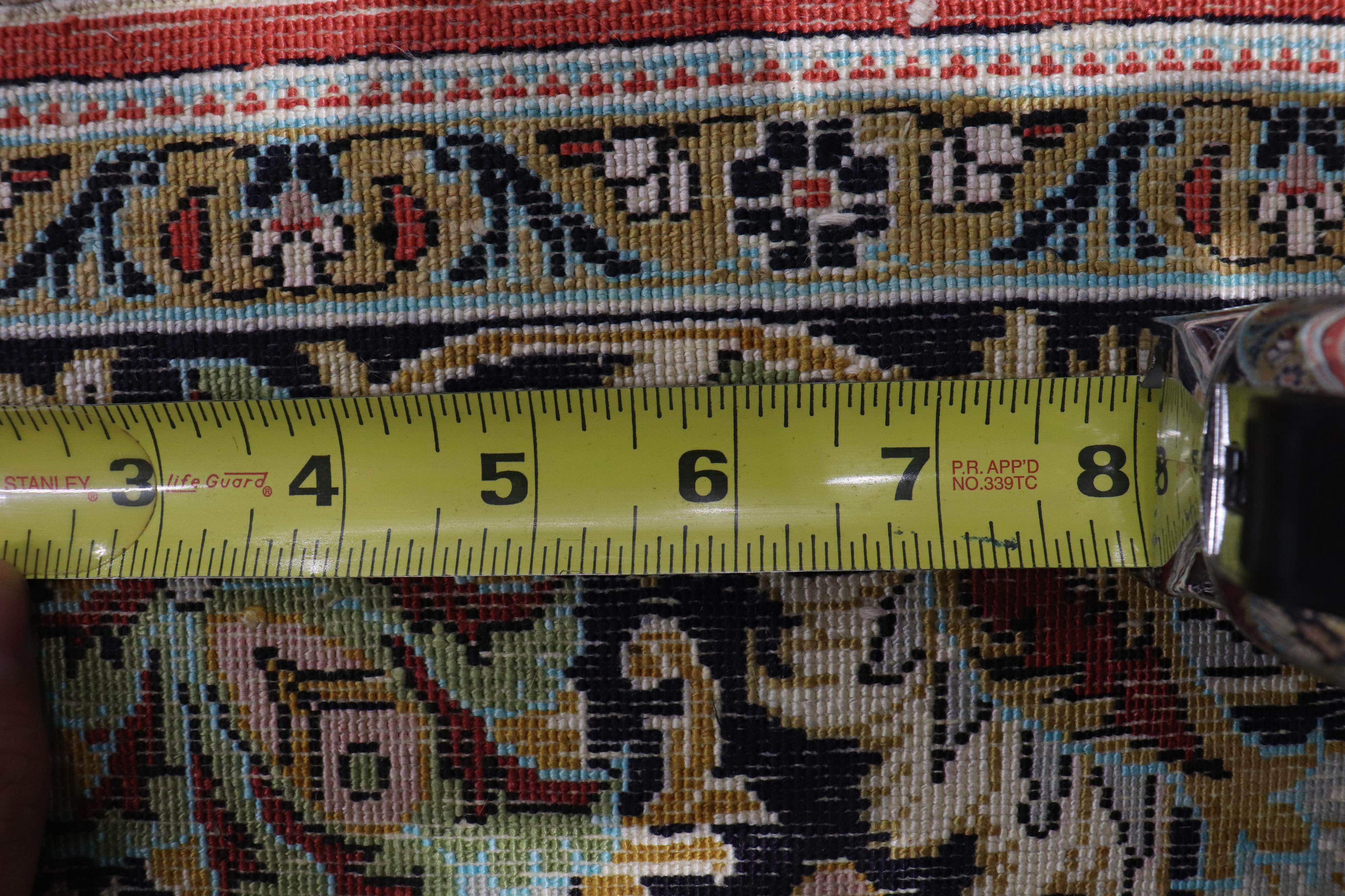 Tabriz Tapis de Qum en soie persane de la collection Zabihi en vente