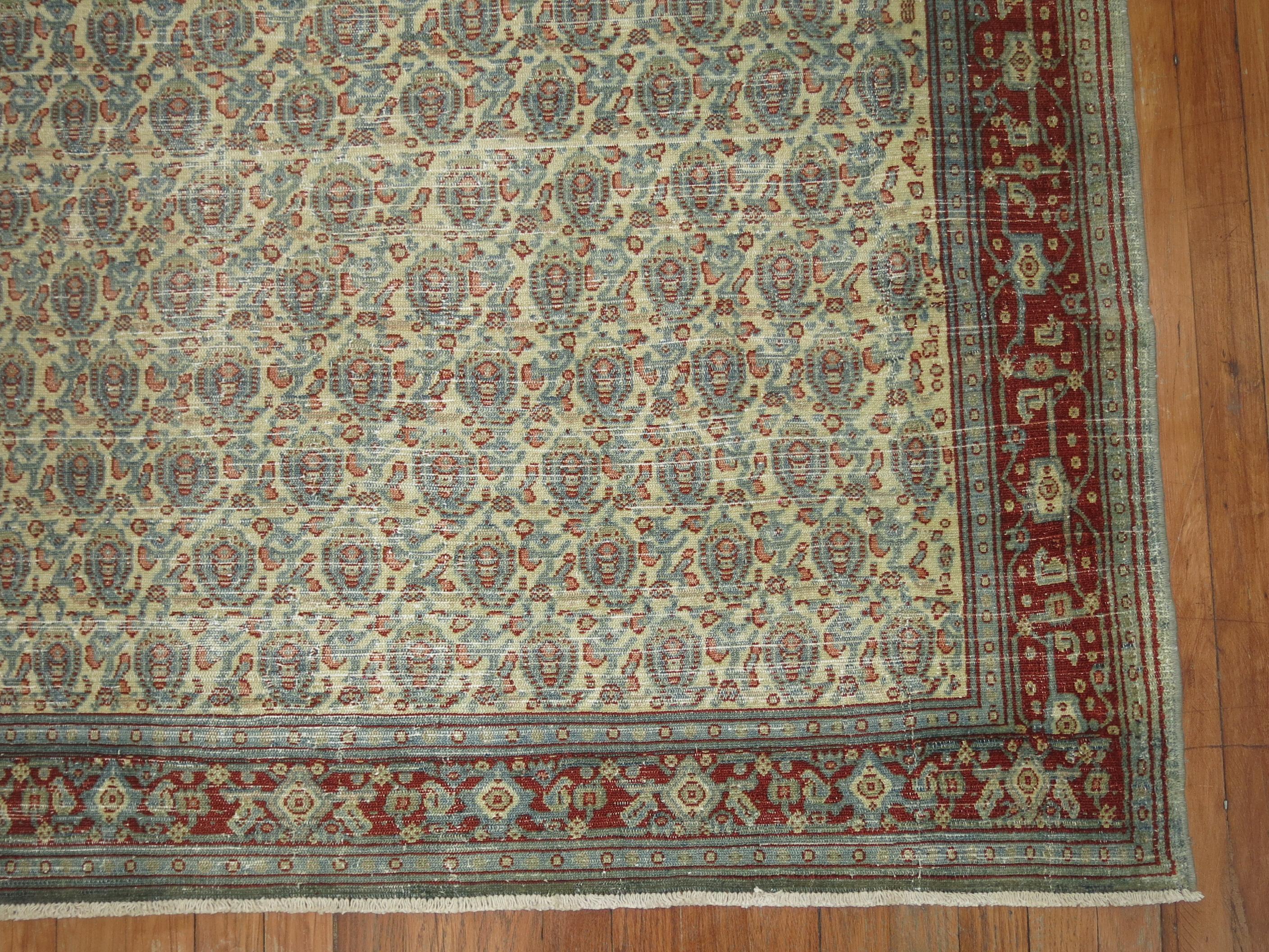 Zabihi Kollektion Persischer Täbris-Teppich mit Paisleymuster im Zustand „Gut“ im Angebot in New York, NY
