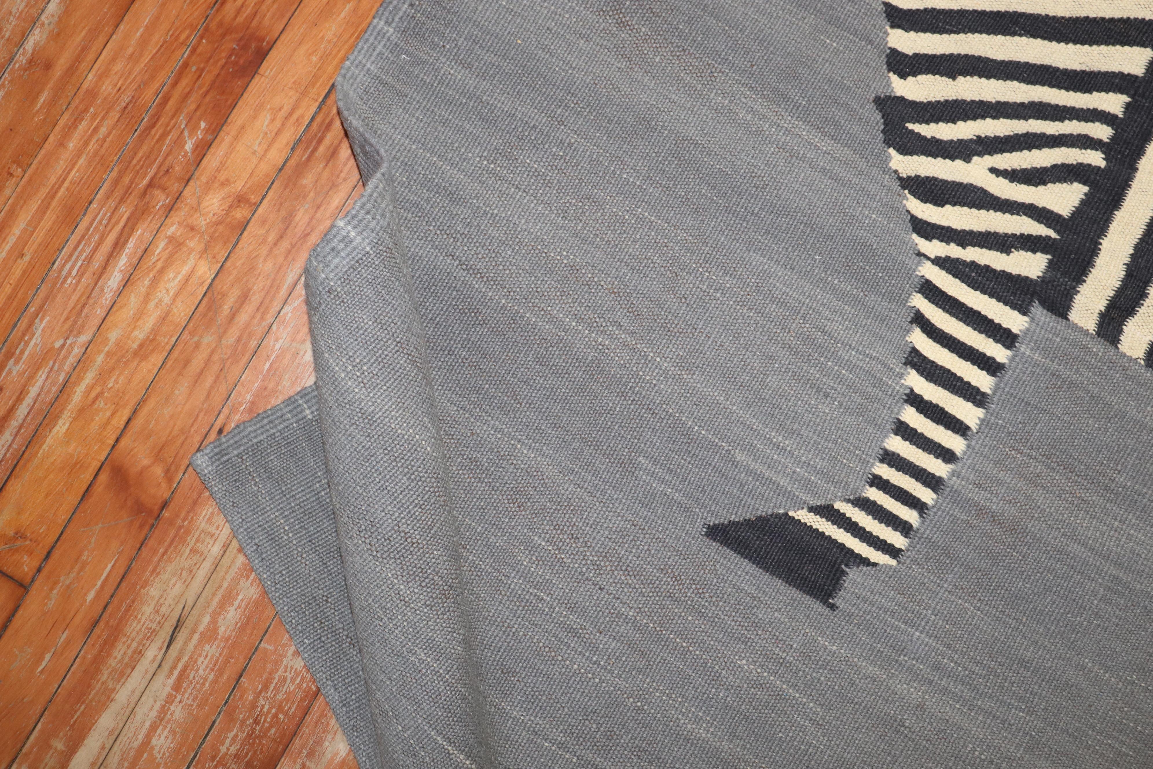 XX secolo Zabihi Collection Persian Zebra Wall Hanging Soumac Square Kilim in vendita