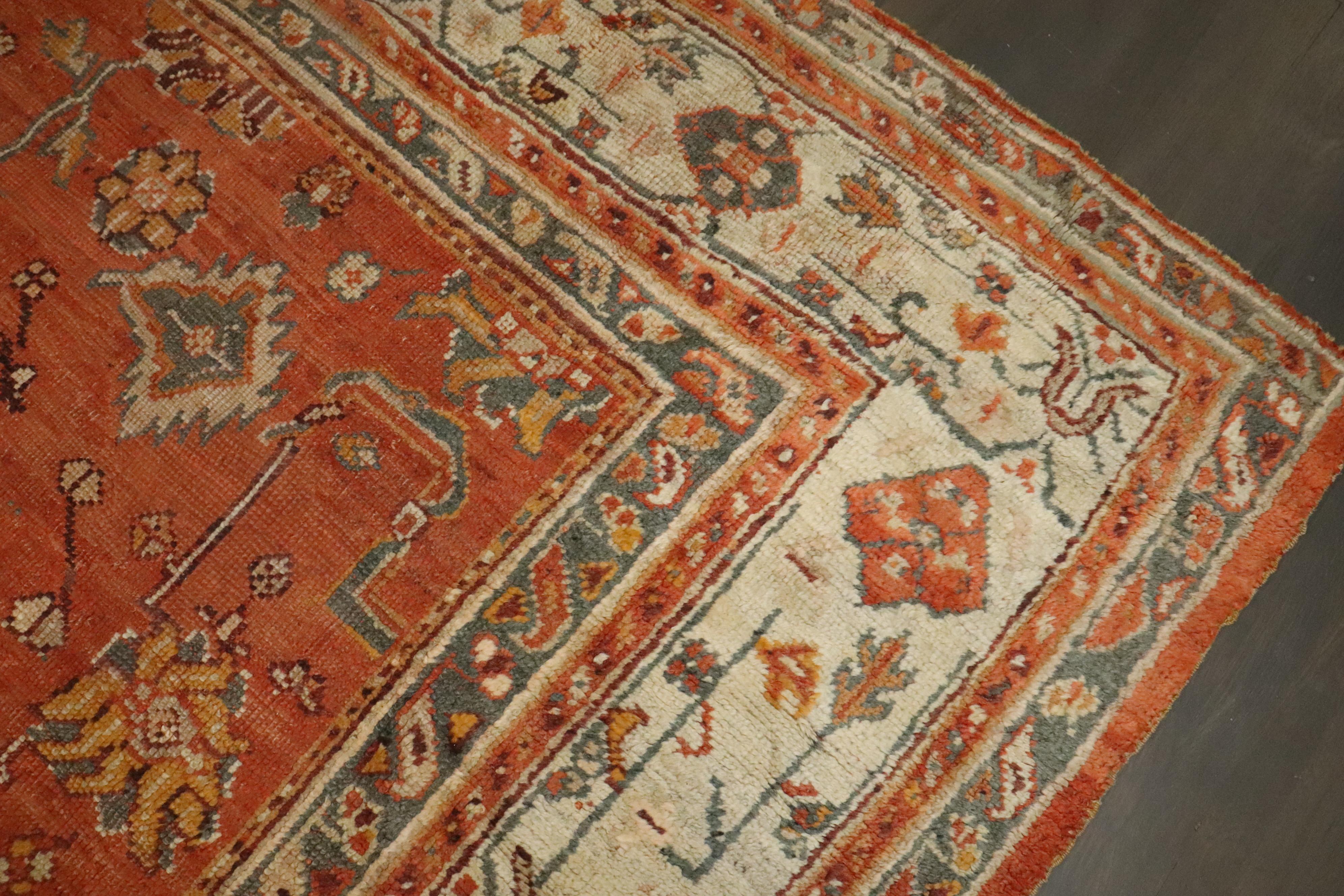 Zabihi Collection Kürbis Orange Großer antiker türkischer Oushak-Teppich im Angebot 5