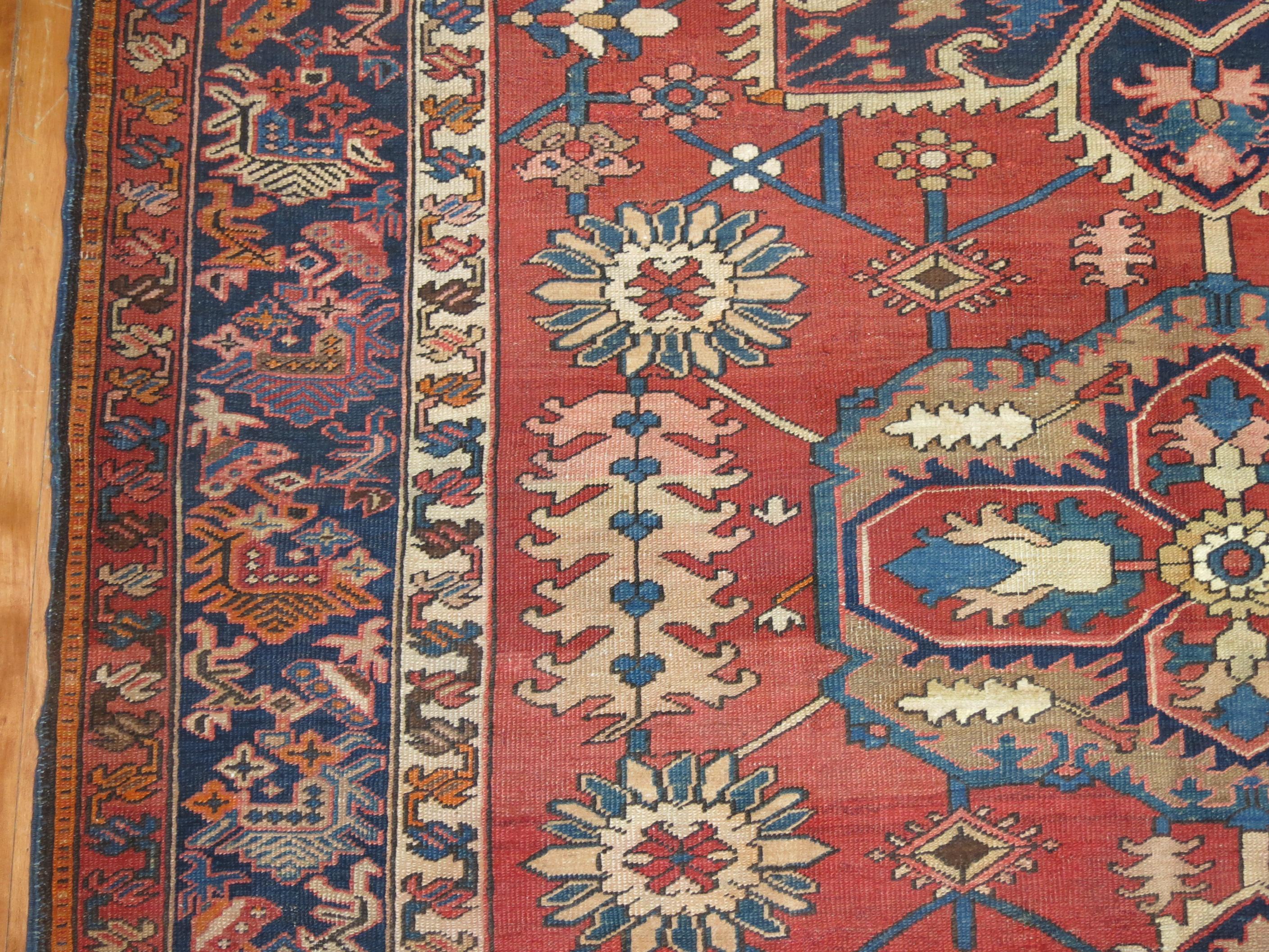 Zabihi Collection Rare Antique Persian Serapi Korridor Läufer (Persisch) im Angebot