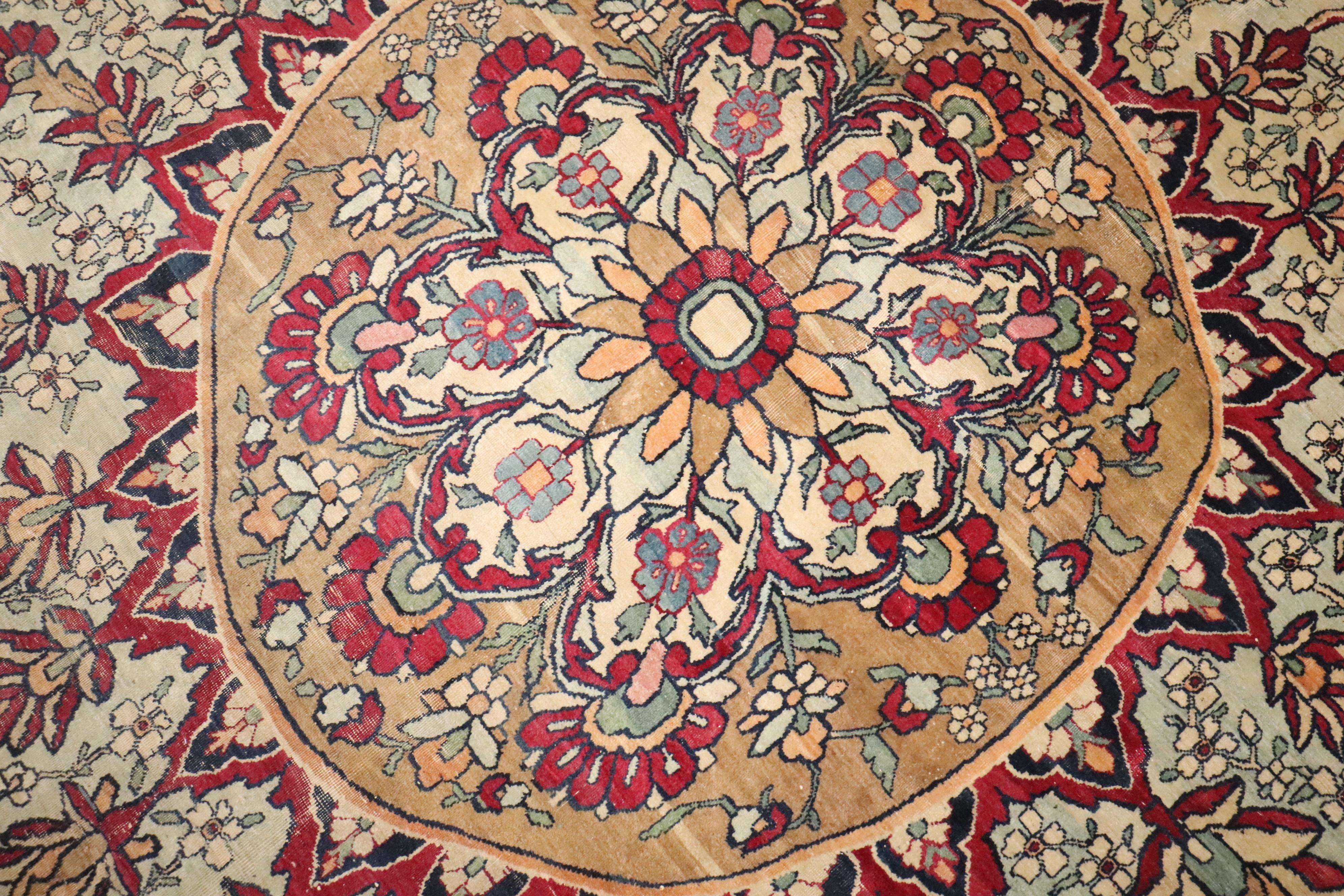 Noué à la main Zabihi Collection Rare Persian Tabriz Medallion Scalloped Oval Rondel Rug en vente