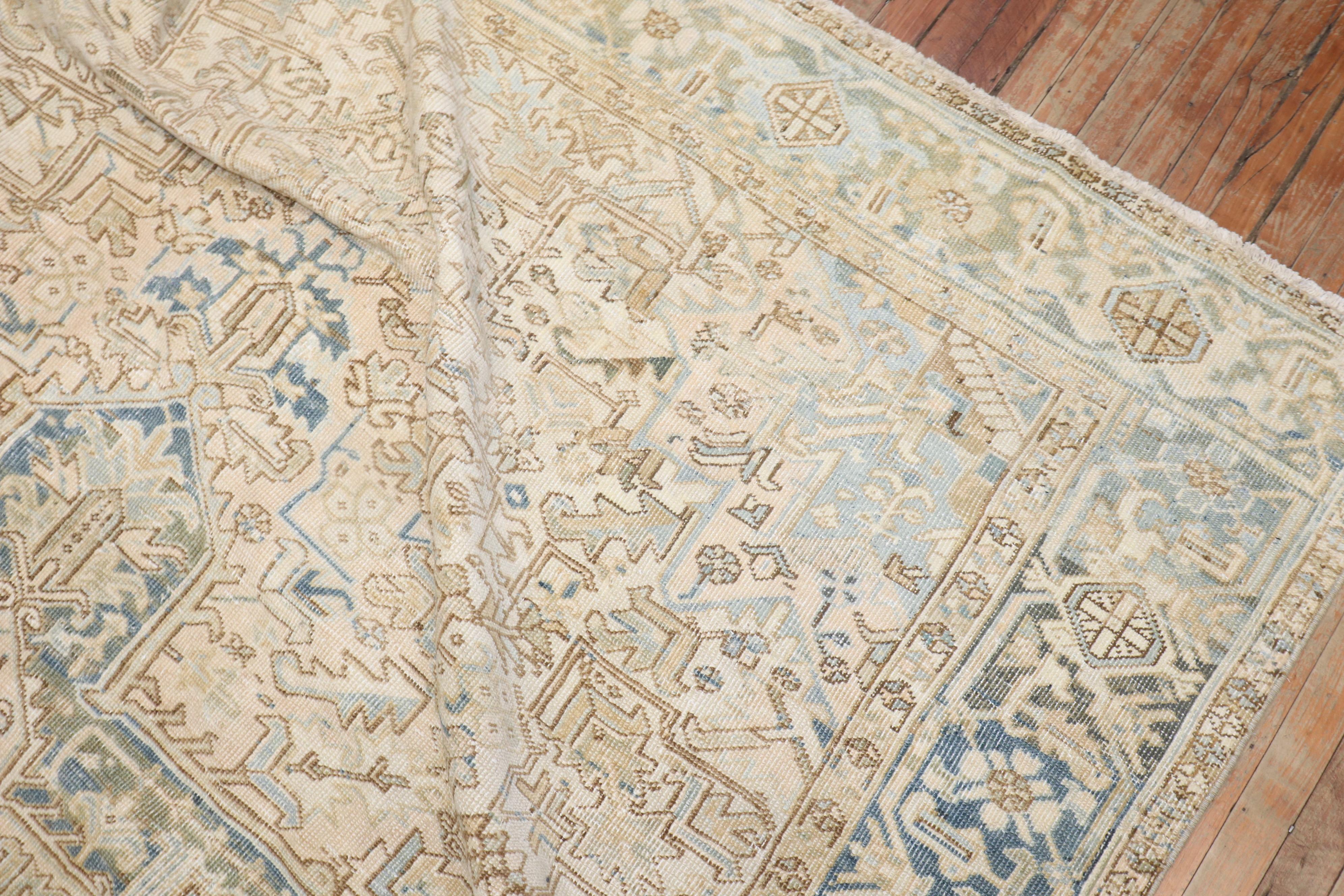 Zabihi Collection Room Size Antique Heriz Rug In Good Condition For Sale In New York, NY