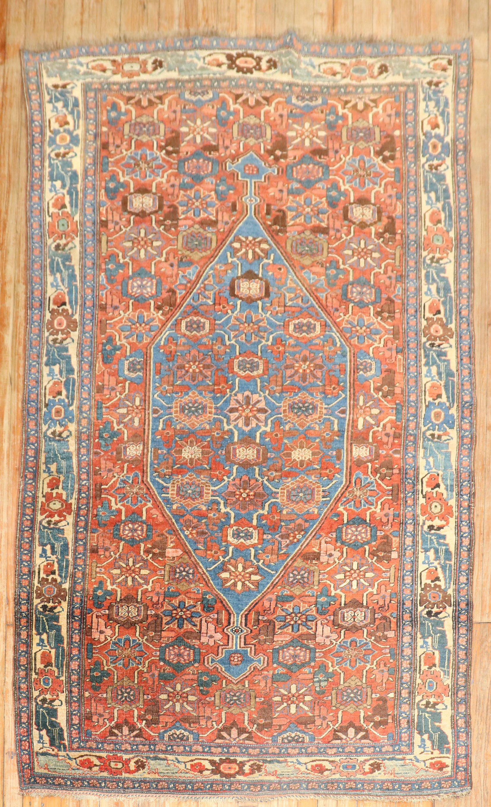 Persiano Tappeto Zabihi Collection Rustic Antique Persian Bidjar in vendita