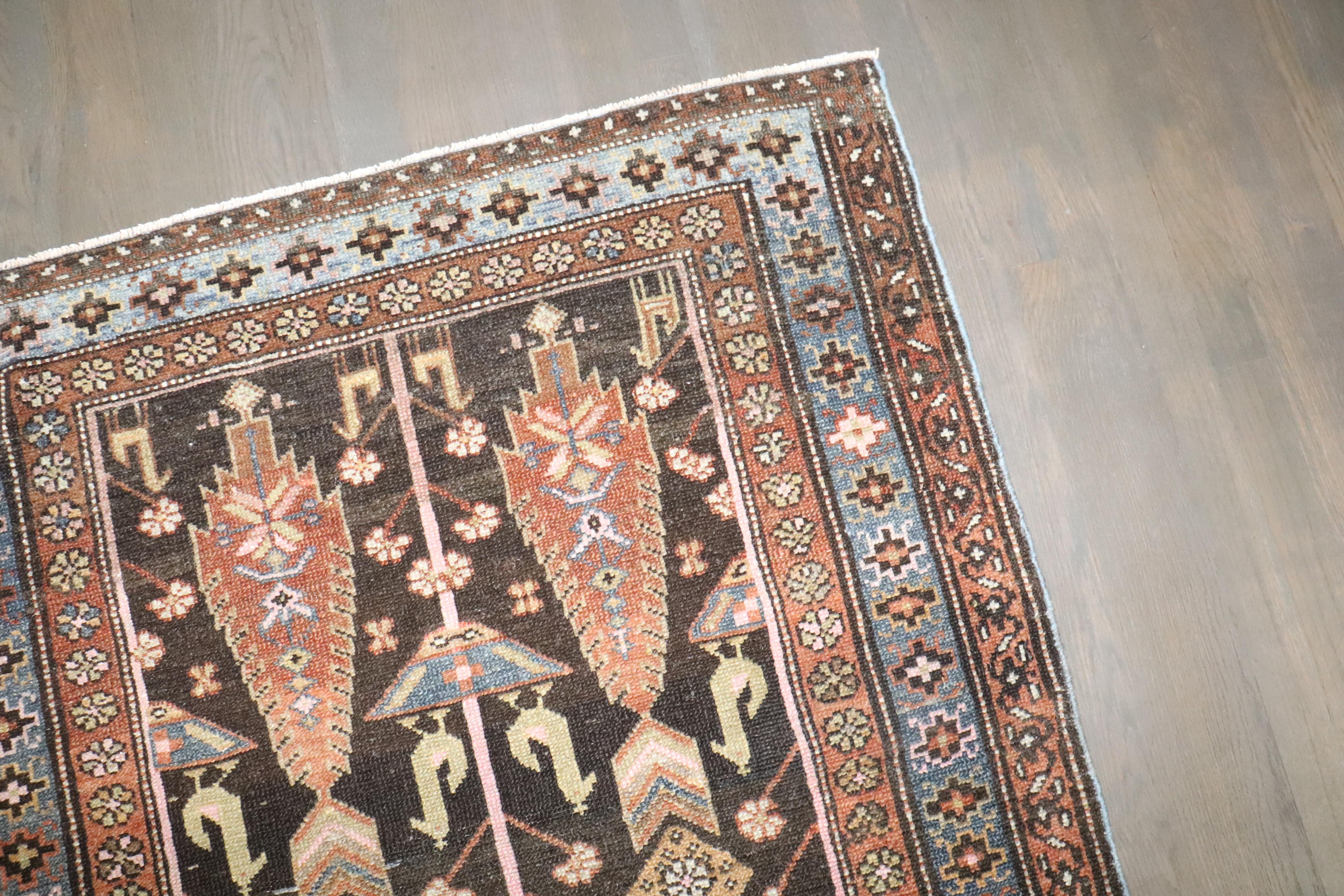 Zabihi Collection'S Runner corto marrone persiano Malayer in vendita 1