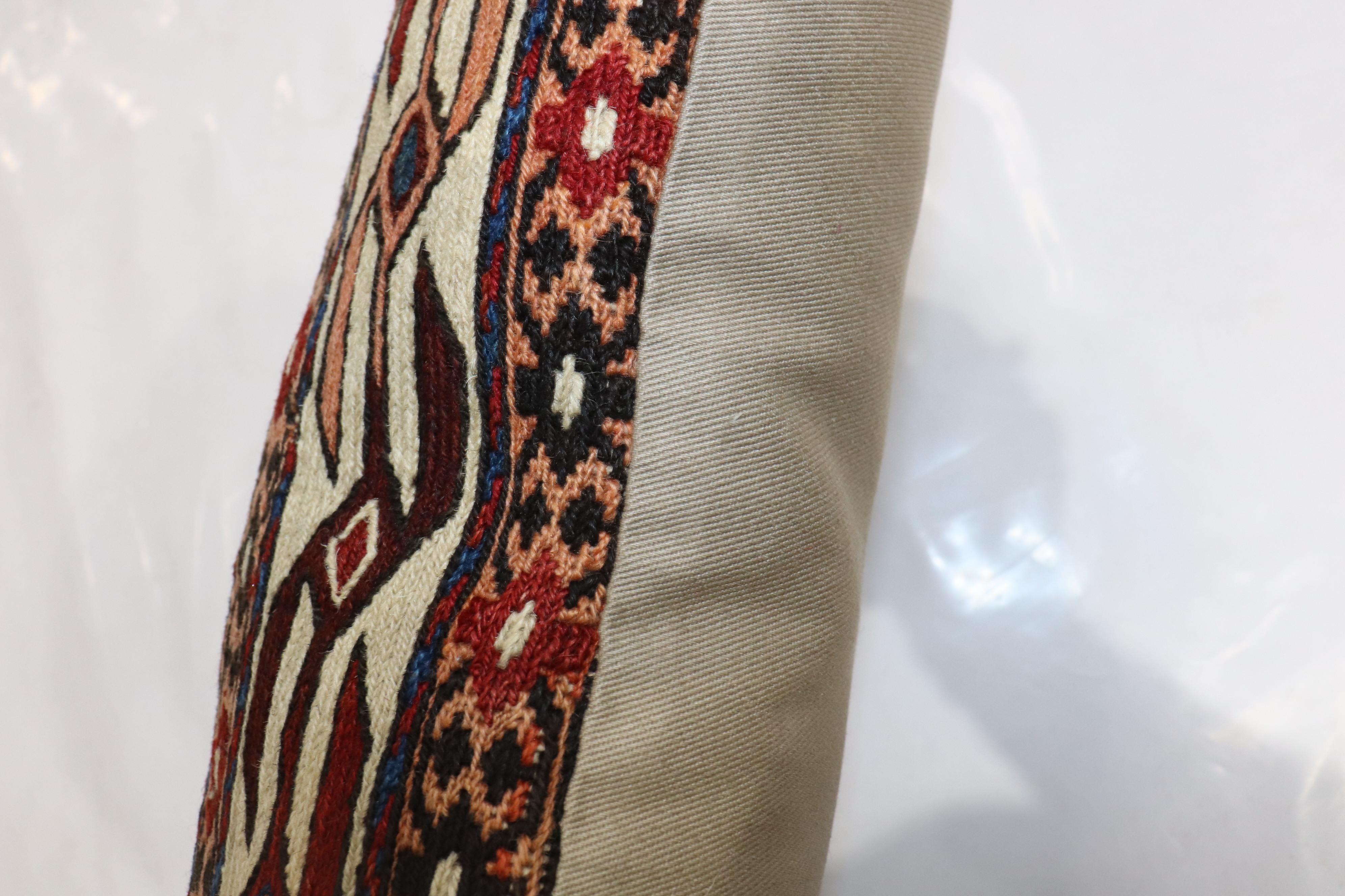 Perse Coussin Soumac Collection Zabihi en vente