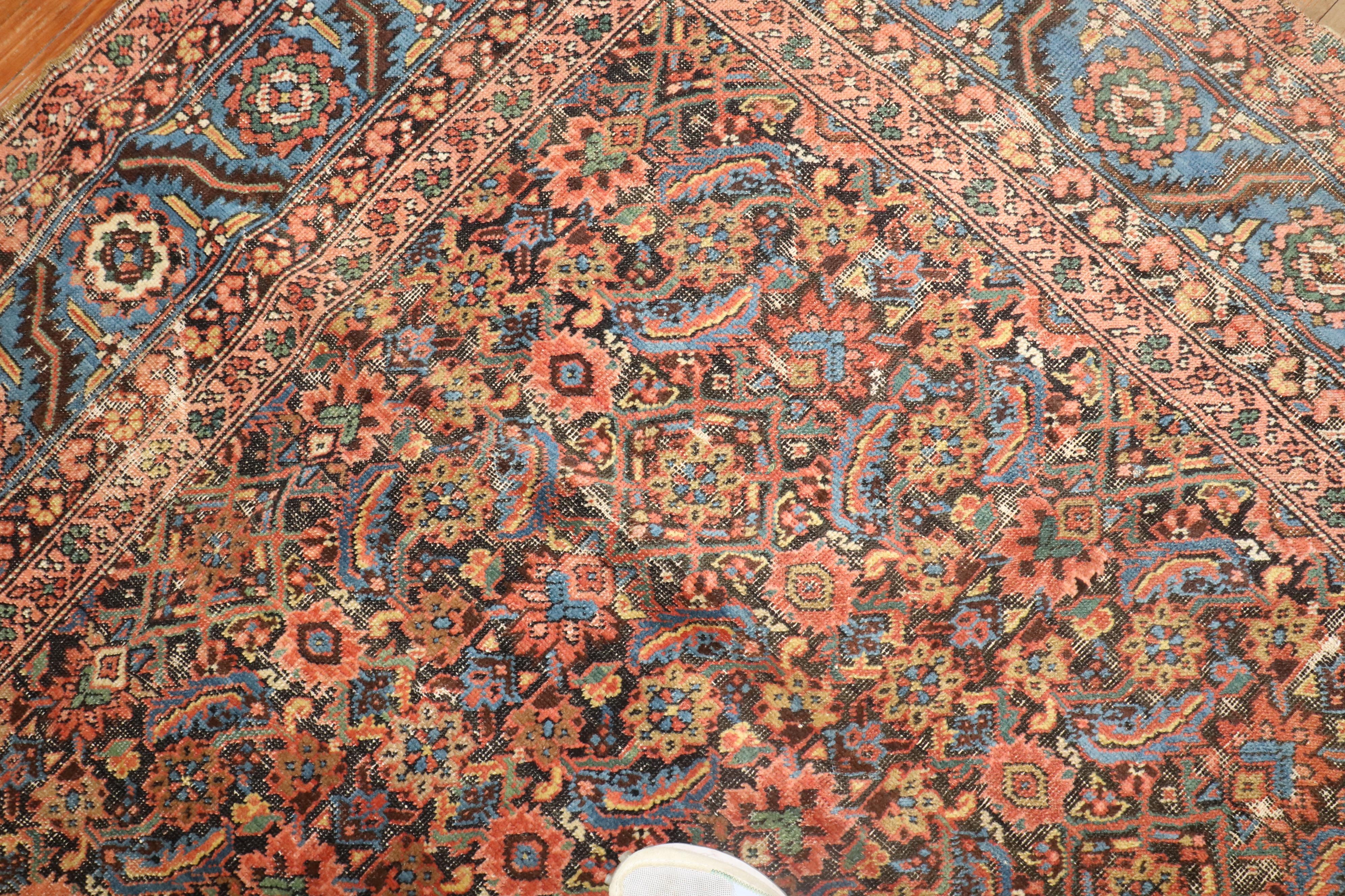 Tappeto Zabihi Collection'S quadrato antico persiano Bakshaish in vendita 1