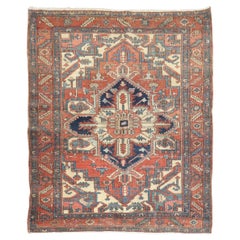 Tapis carré antique Heriz de la collection Zabihi