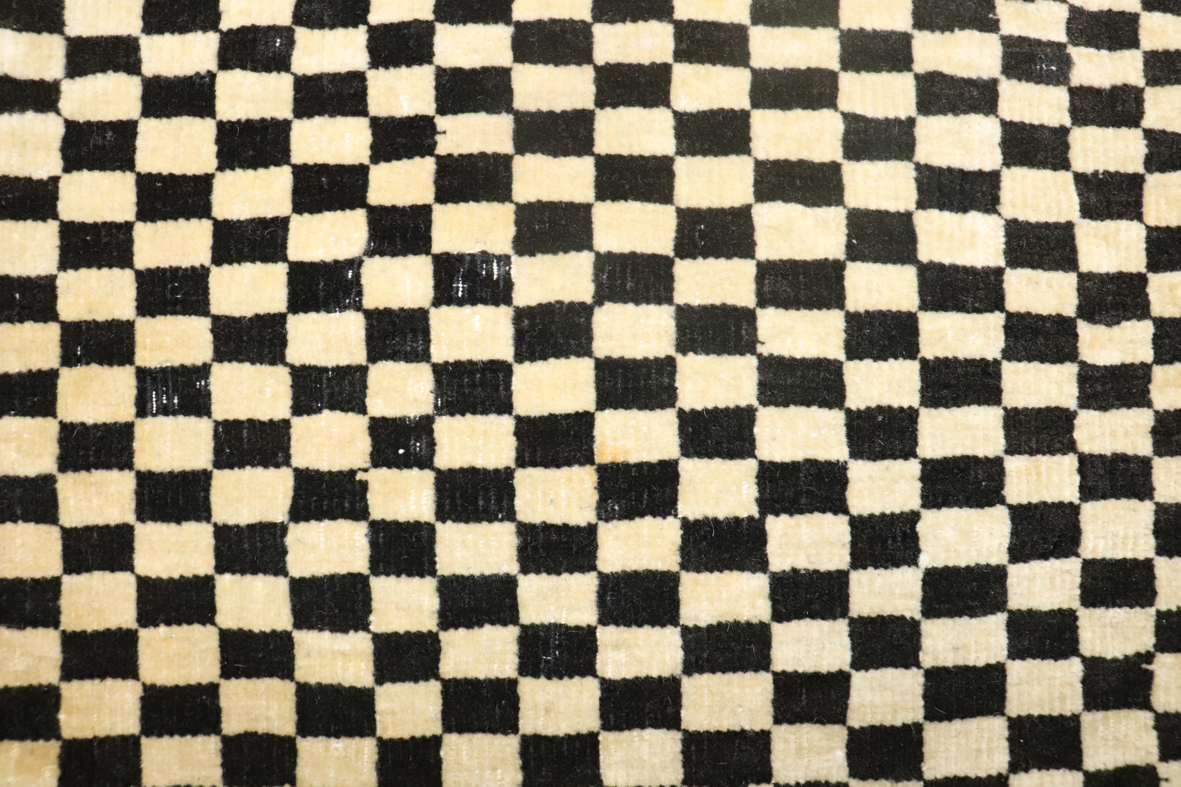 Zabihi Collection Square Mini Checkerboard Vintage Türkischer Teppich (Handgewebt) im Angebot