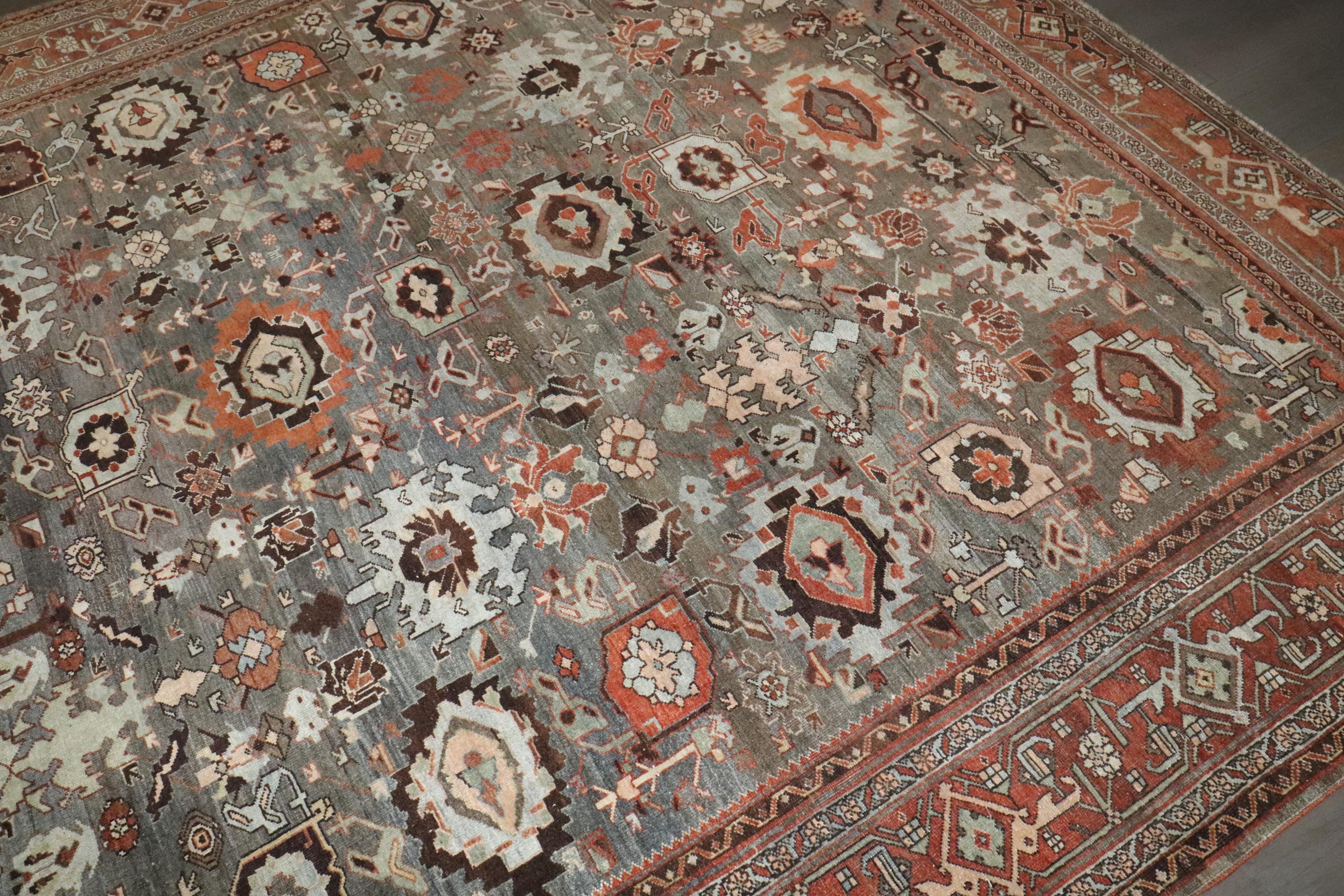 Zabihi Collection Atemberaubende Antike Persische Bidjar Teppiche im Angebot 12