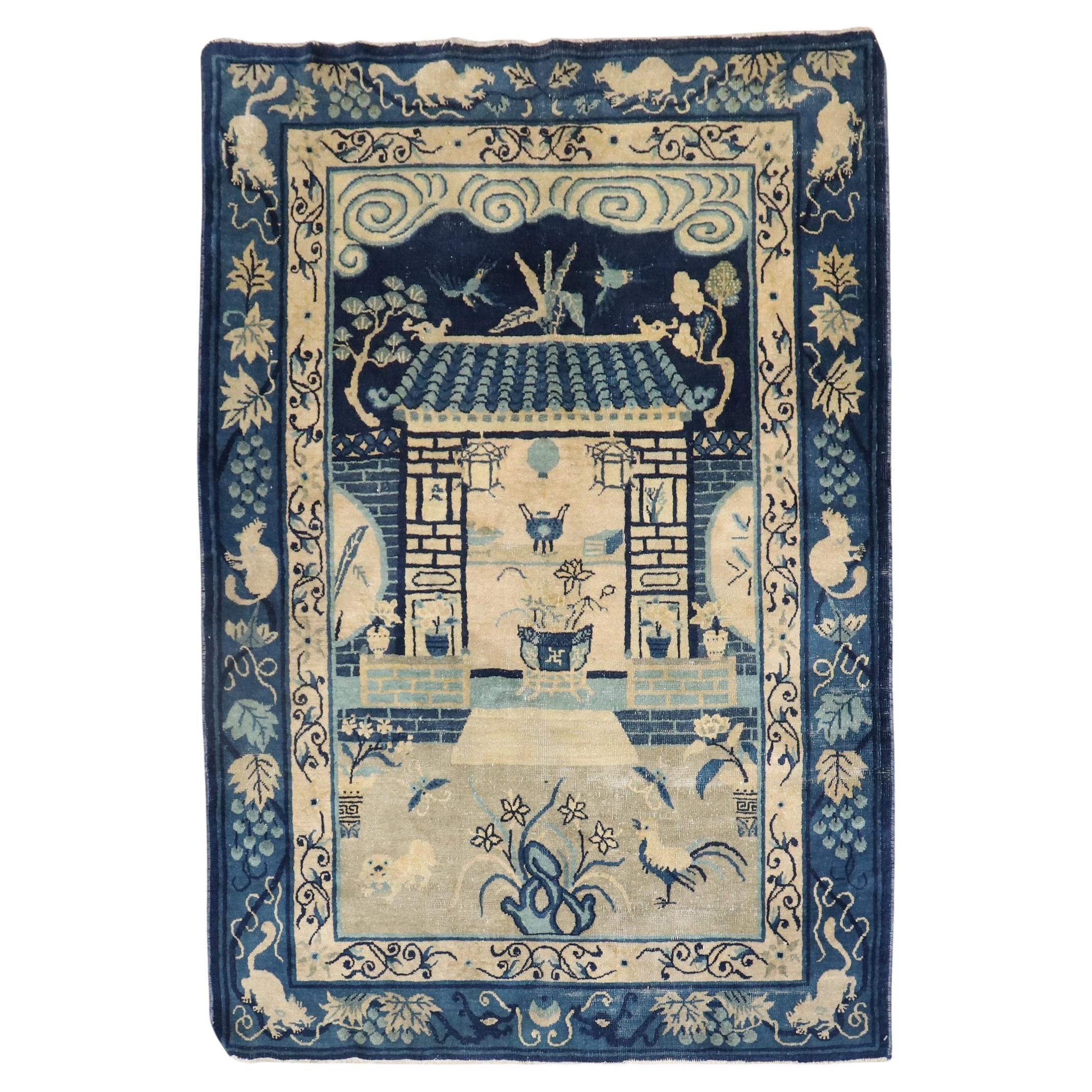 Antiker chinesischer orientalischer Teppich der Zabihi-Kollektion in Hellbraun und Blau aus dem frühen 20. Jahrhundert im Angebot