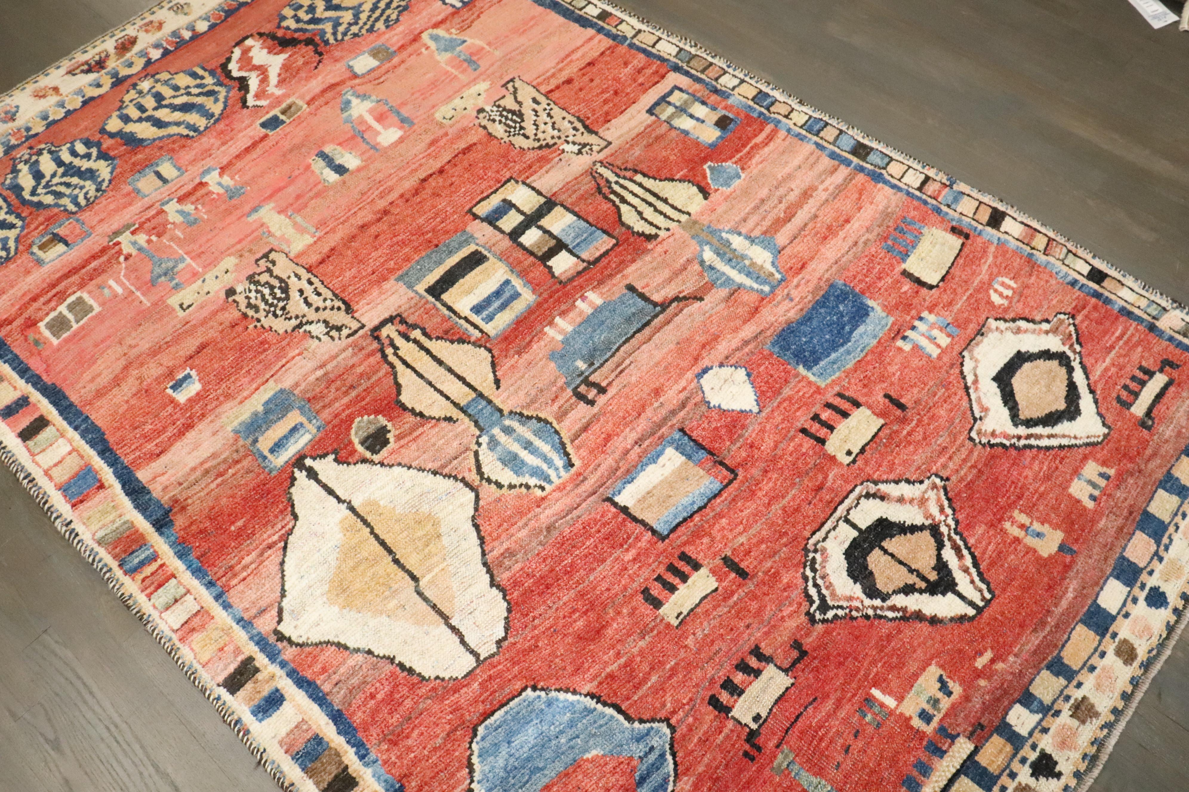 Tribale Tappeto Zabihi Collection Tribal Abstract Antique Persian Gabbeh in vendita