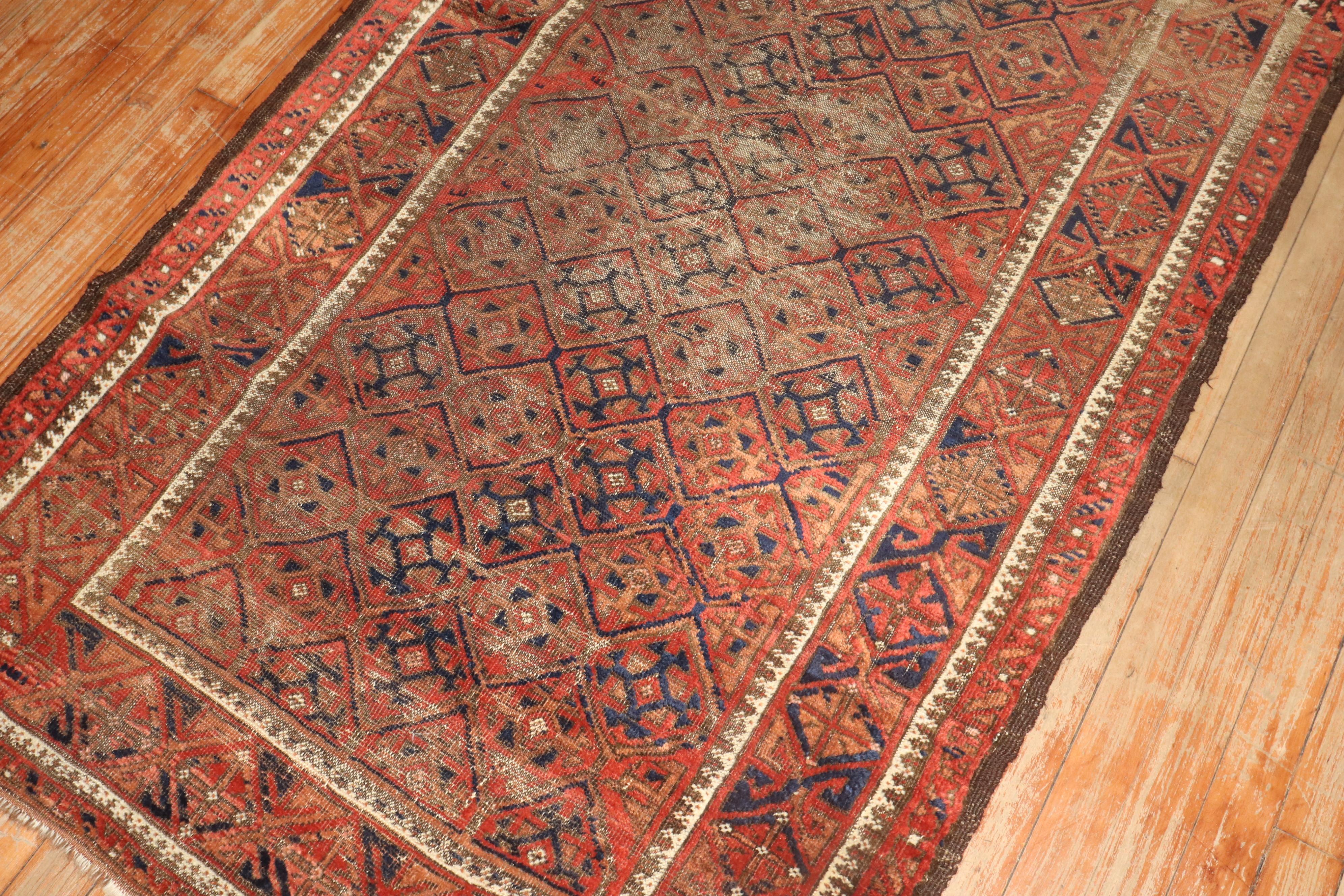 XIX secolo Zabihi Collection Tappeto Tribale Marrone Arancione Distressed Persiano Balouch in vendita
