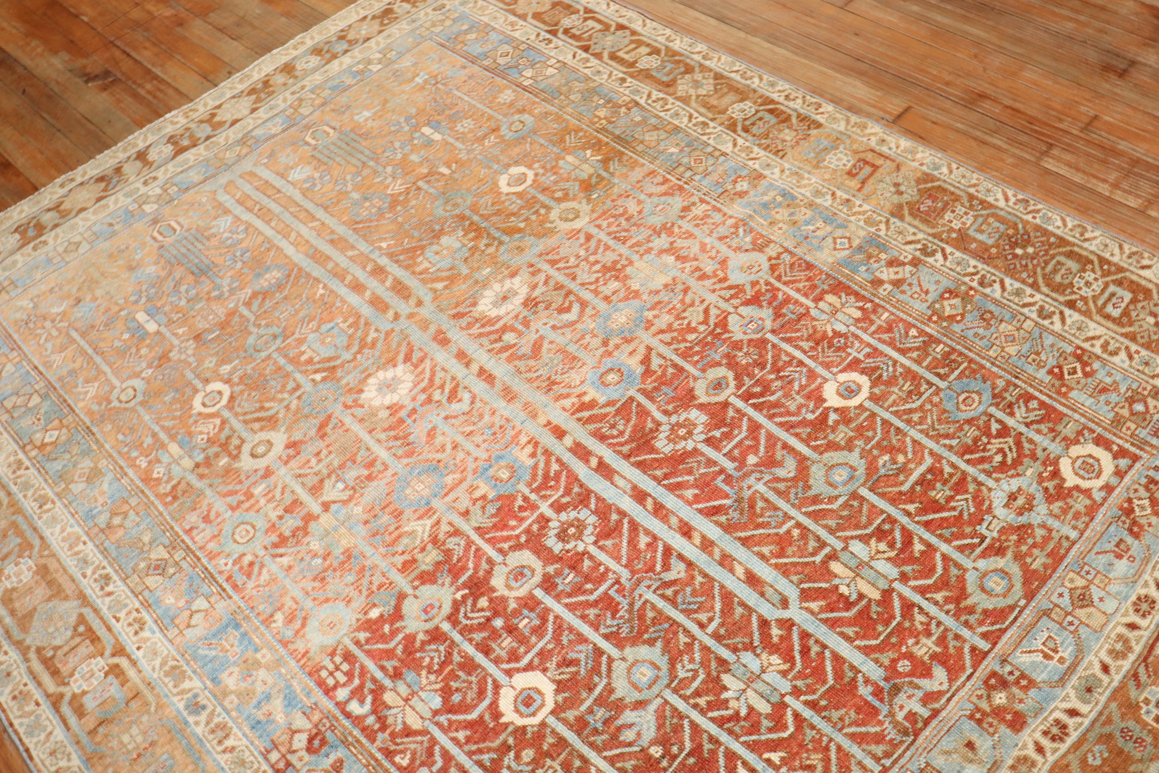 Tribal Tapis carré d'appoint persan tribal de la collection Zabihi en vente
