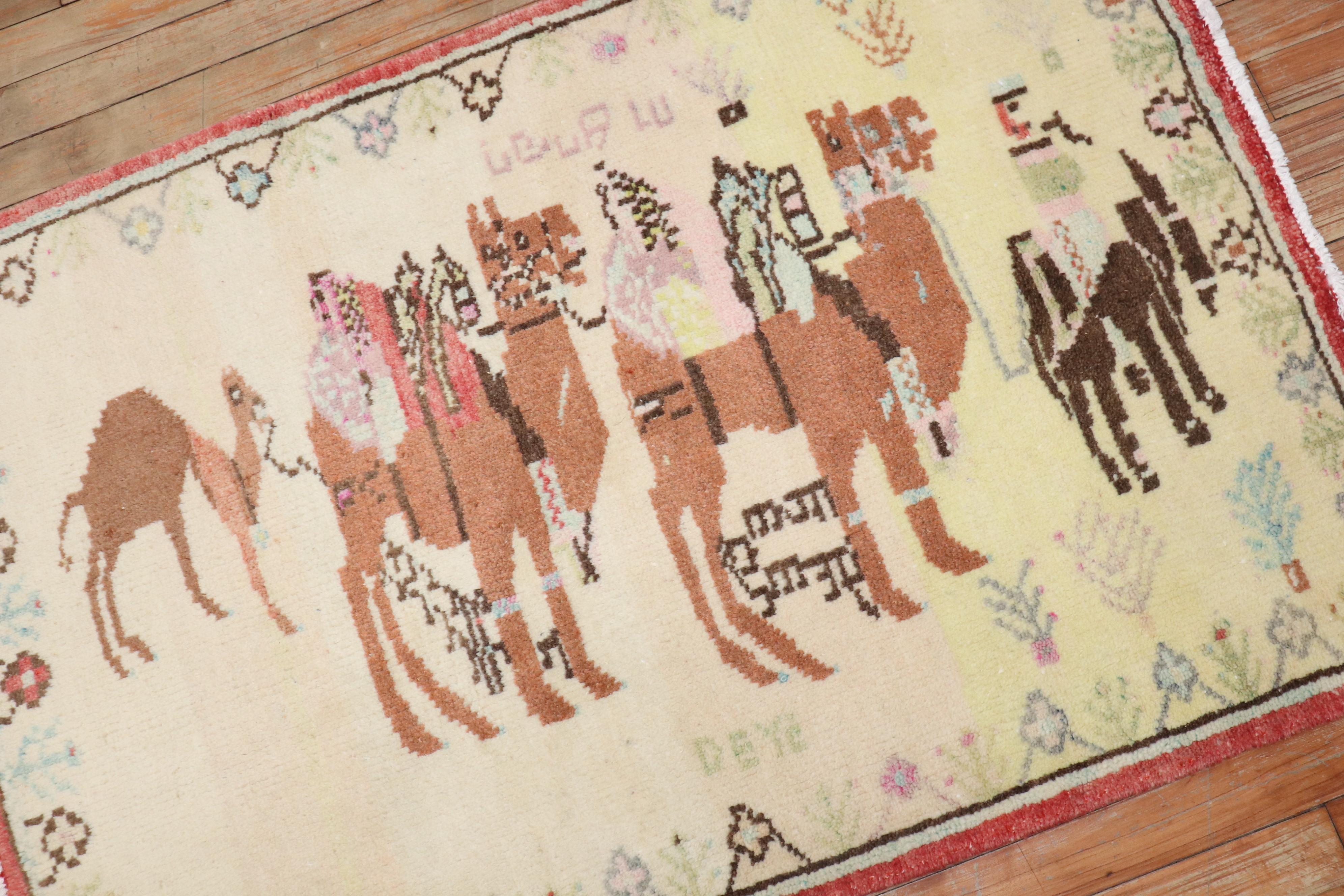 20ième siècle Tapis de caravane Zabihi Collection Anatolienne Turque Animaux en vente