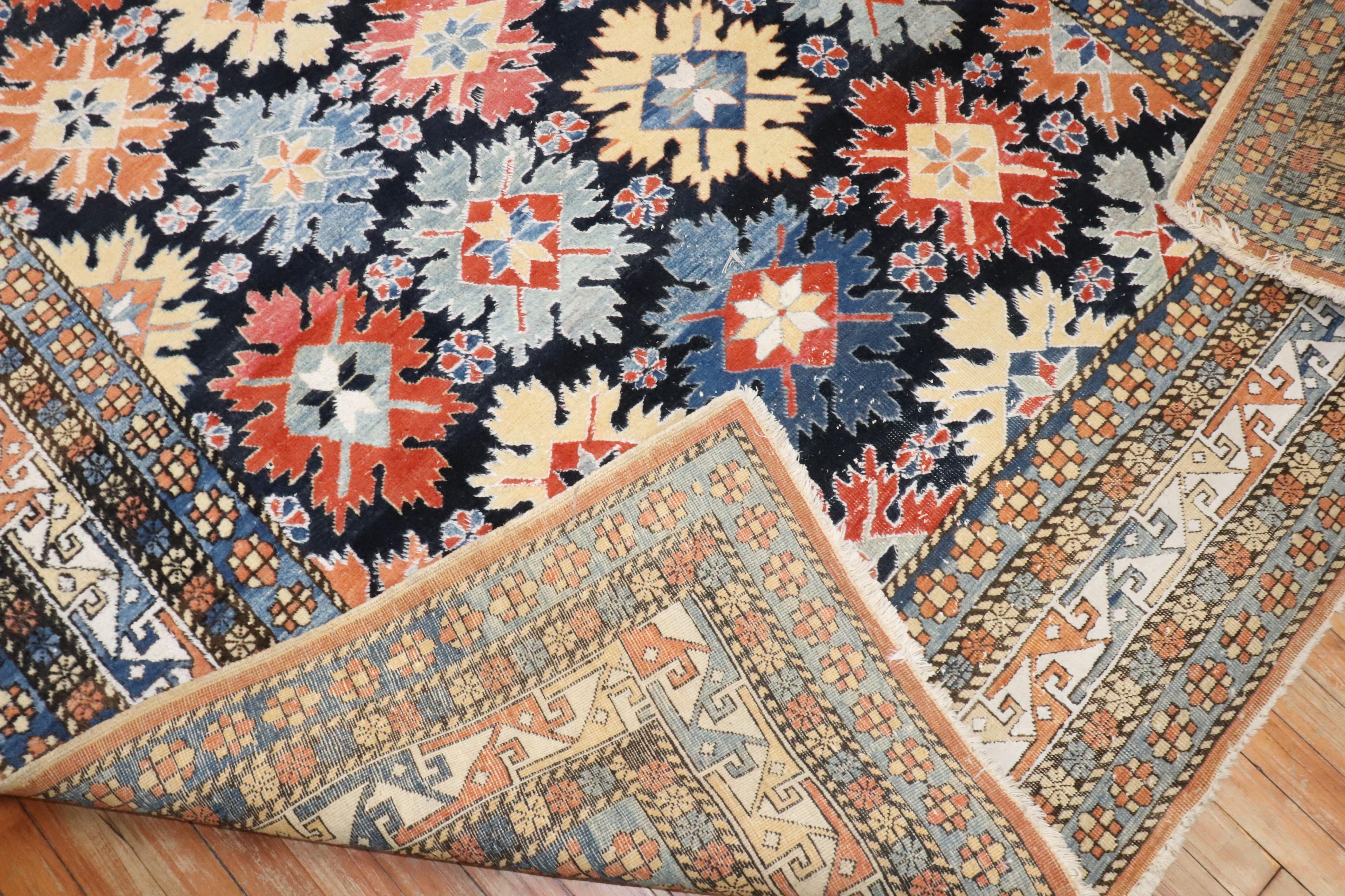 Tapis turc Azari d'inspiration vintage du Caucase flocon de neige de la collection Zabihi en vente 6