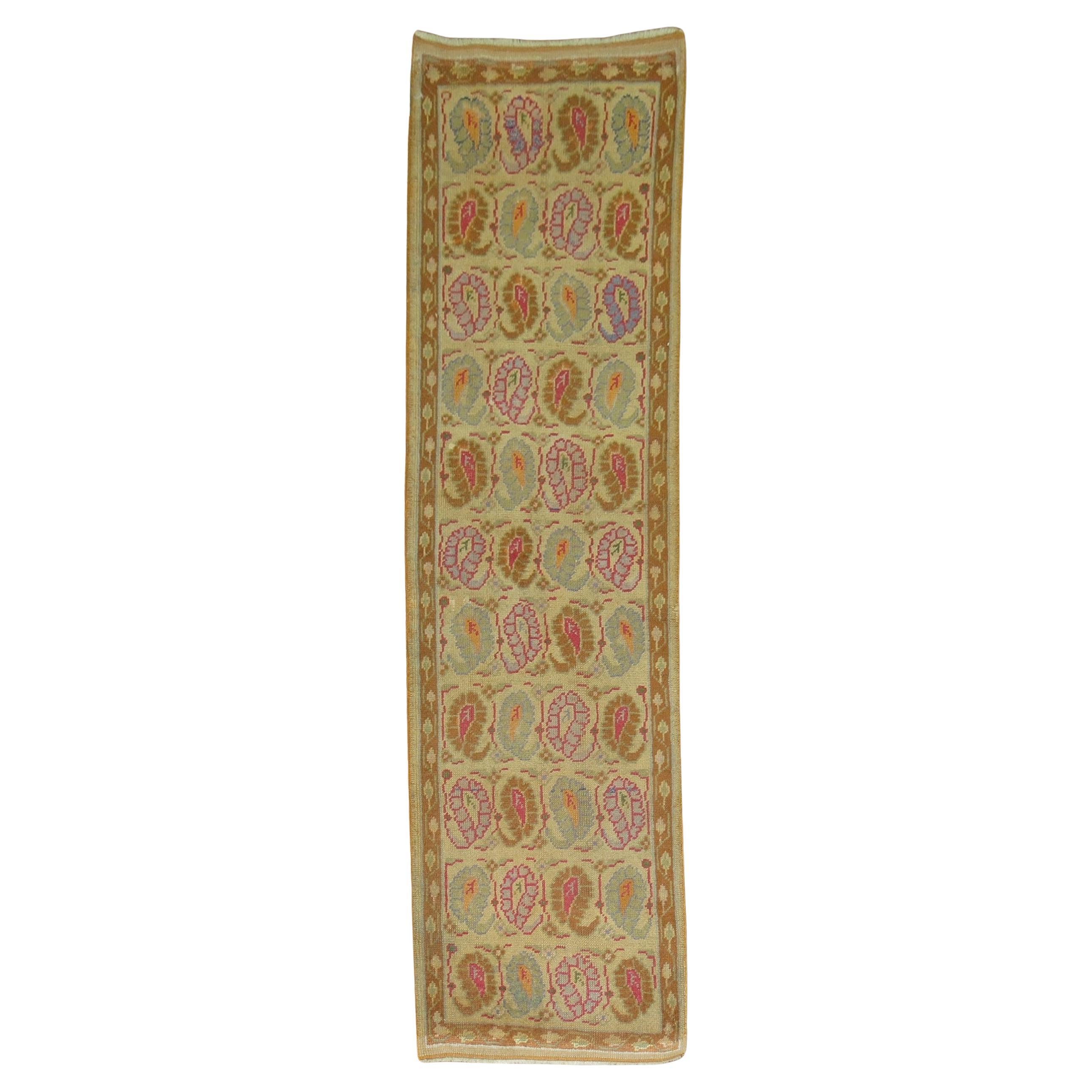 Zabihi Collection Traves de Mesa Turco Motivo Paisley Tamaño Pequeño