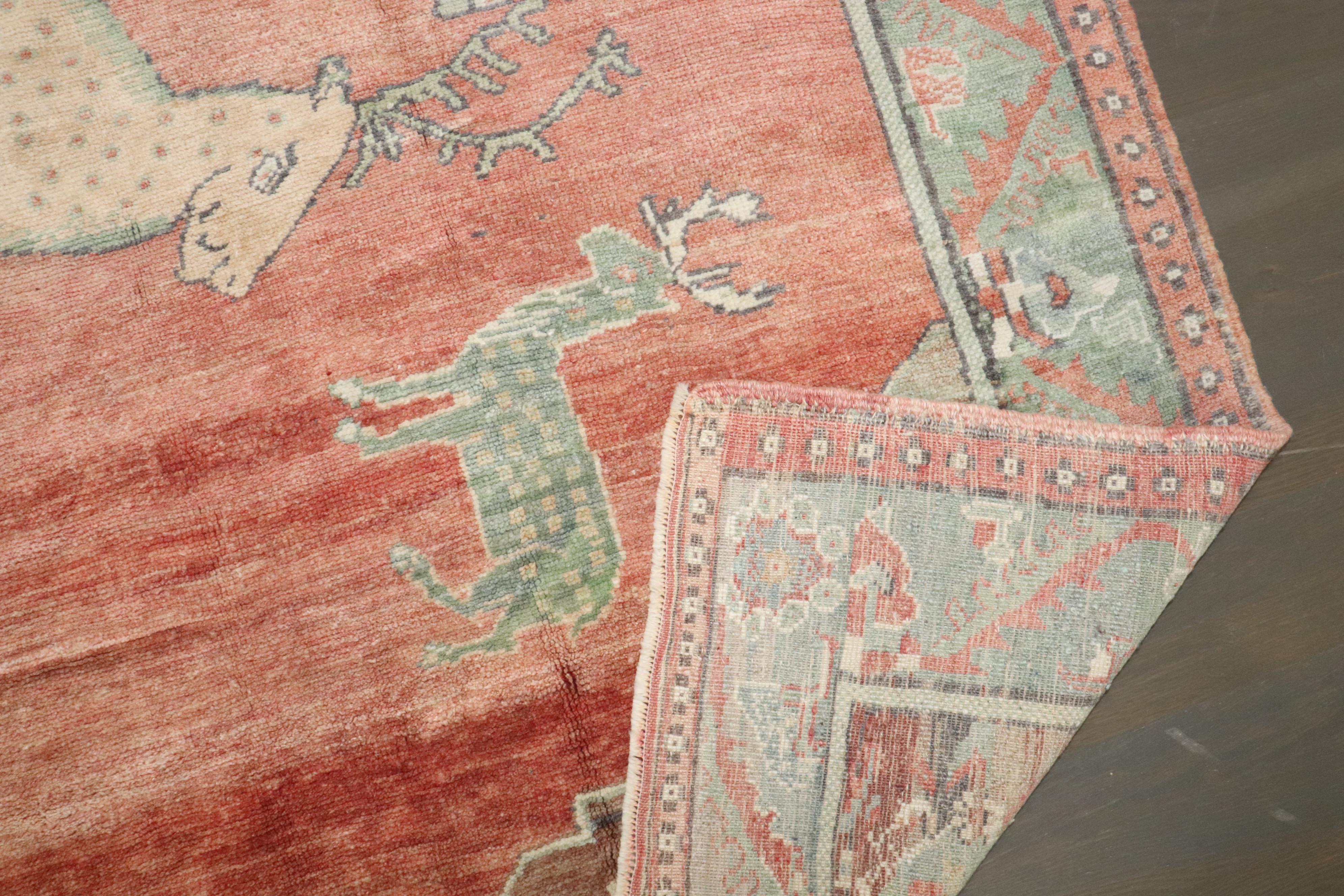 Artisanat The Collective Tapis turc Pictorial Goat Shephard en vente