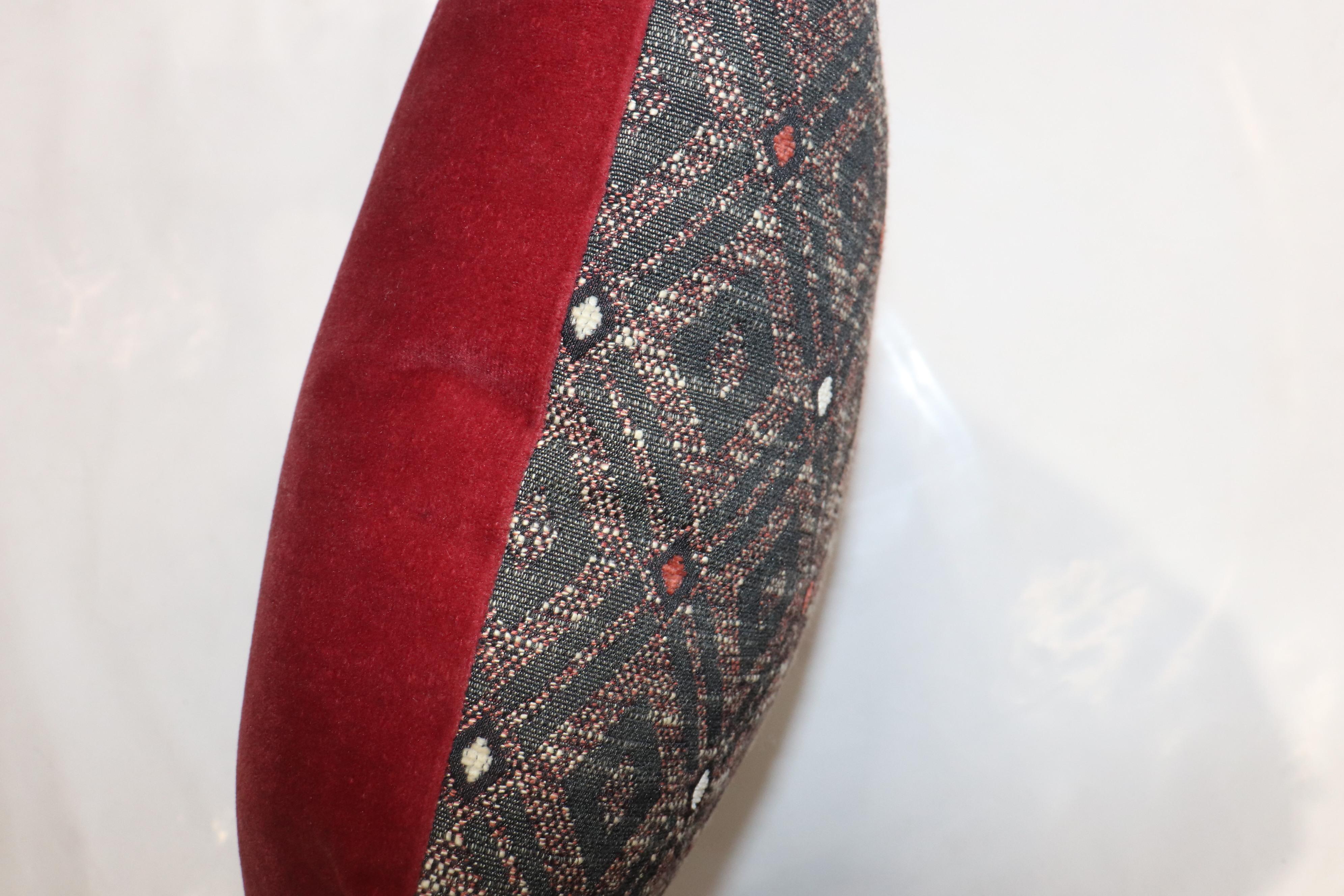 Mid-Century moderno Cuscino tessile turco della Collection'S di Zabihi in vendita