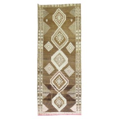 Tapis de couloir turc large de la collection Zabihi