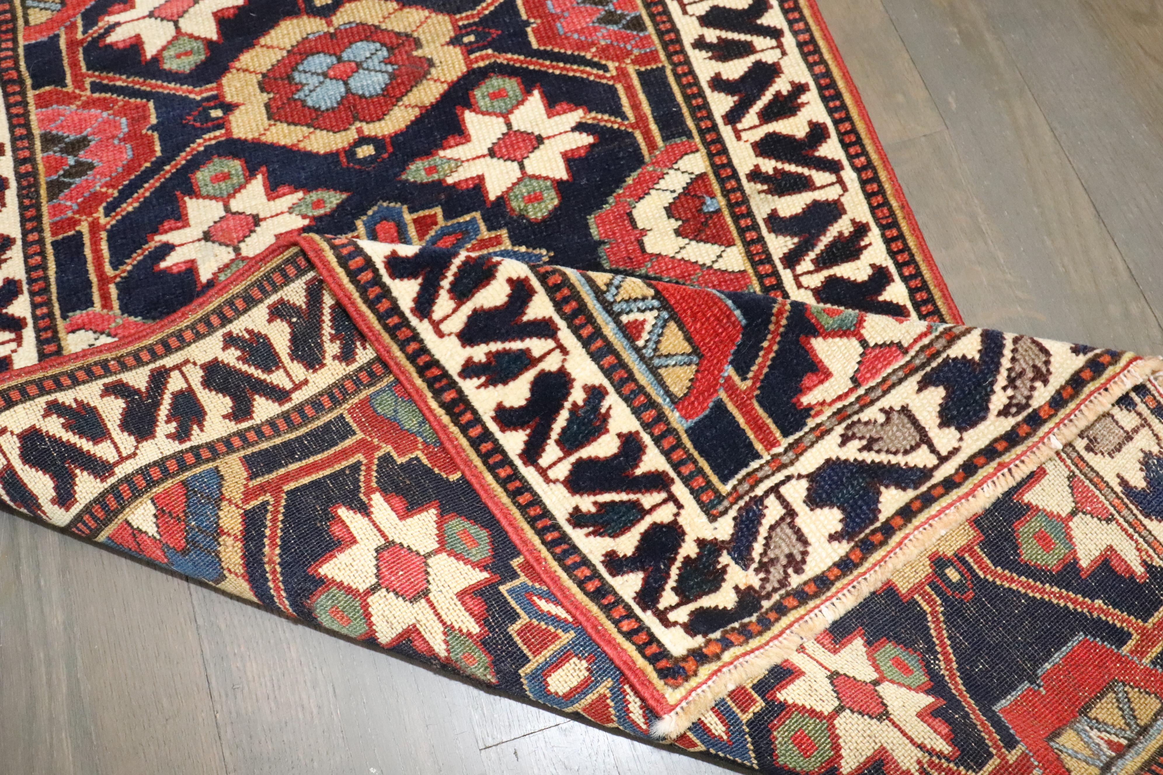 Zabihi Collection Veramin Northwest Antique Persian Rare Narrow Runner (Chemin de table étroit) en vente 1