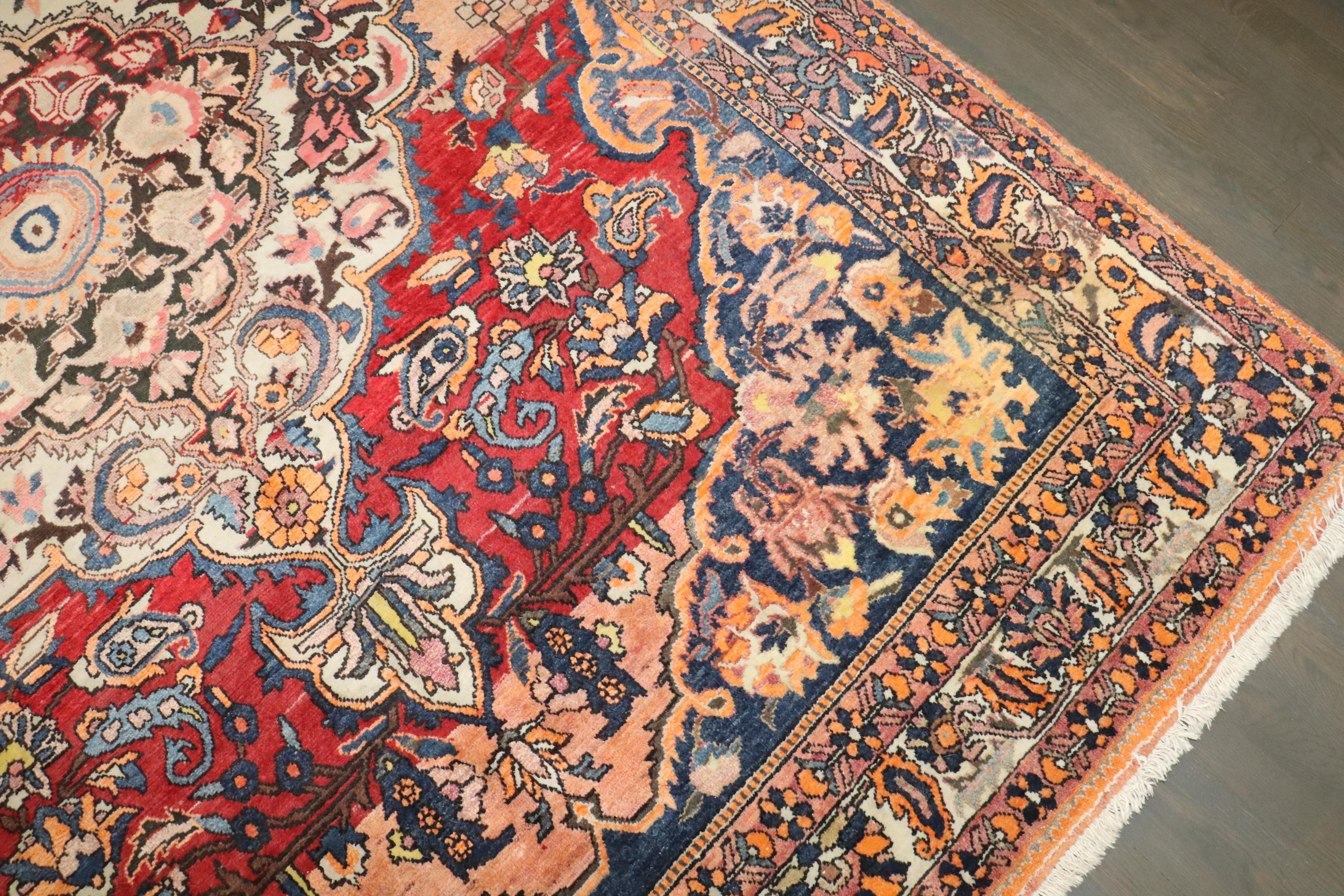 Zabihi Kollektion Vintage Persischer Bakhtiari Teppich im Angebot 5