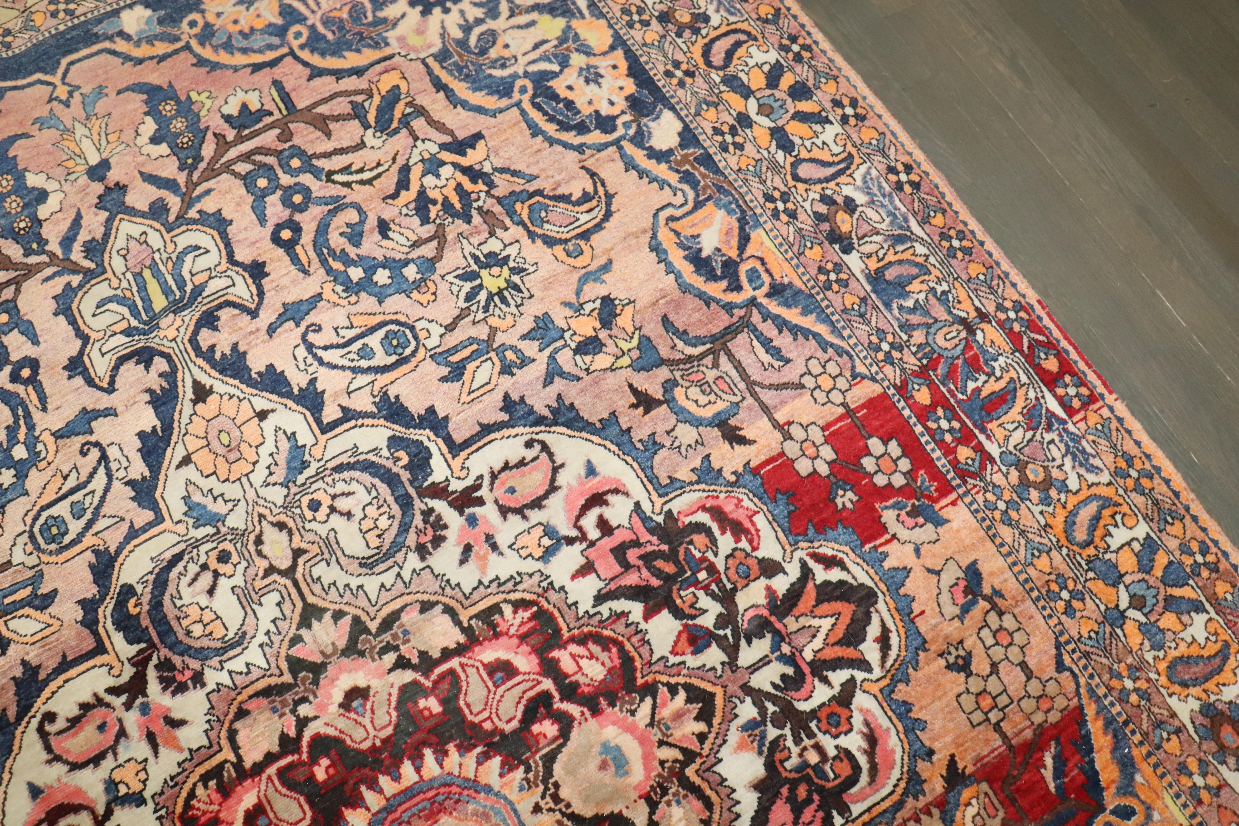Zabihi Kollektion Vintage Persischer Bakhtiari Teppich im Angebot 2