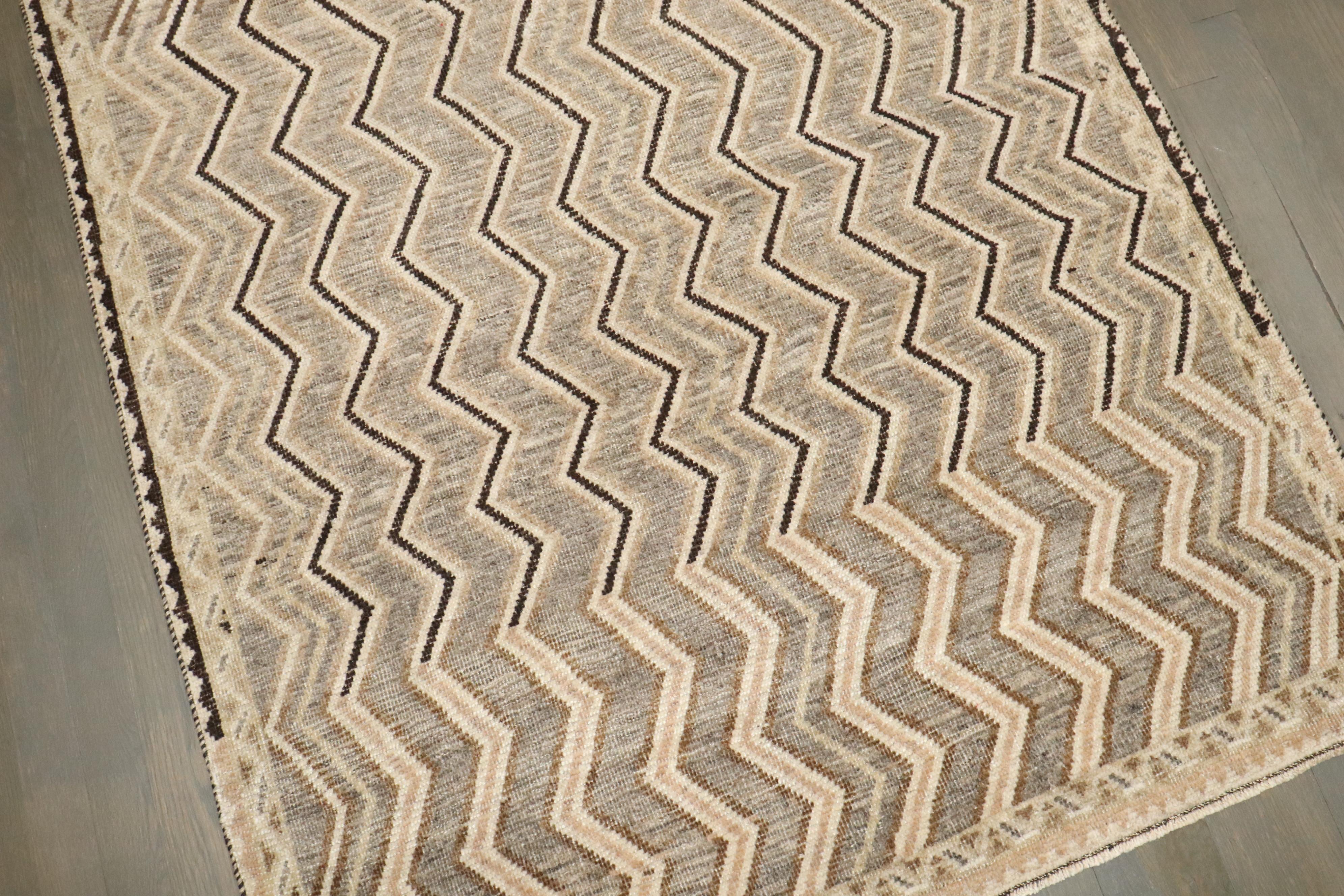 Tribal Tapis persan Gabbeh vintage de la collection Zabihi en vente