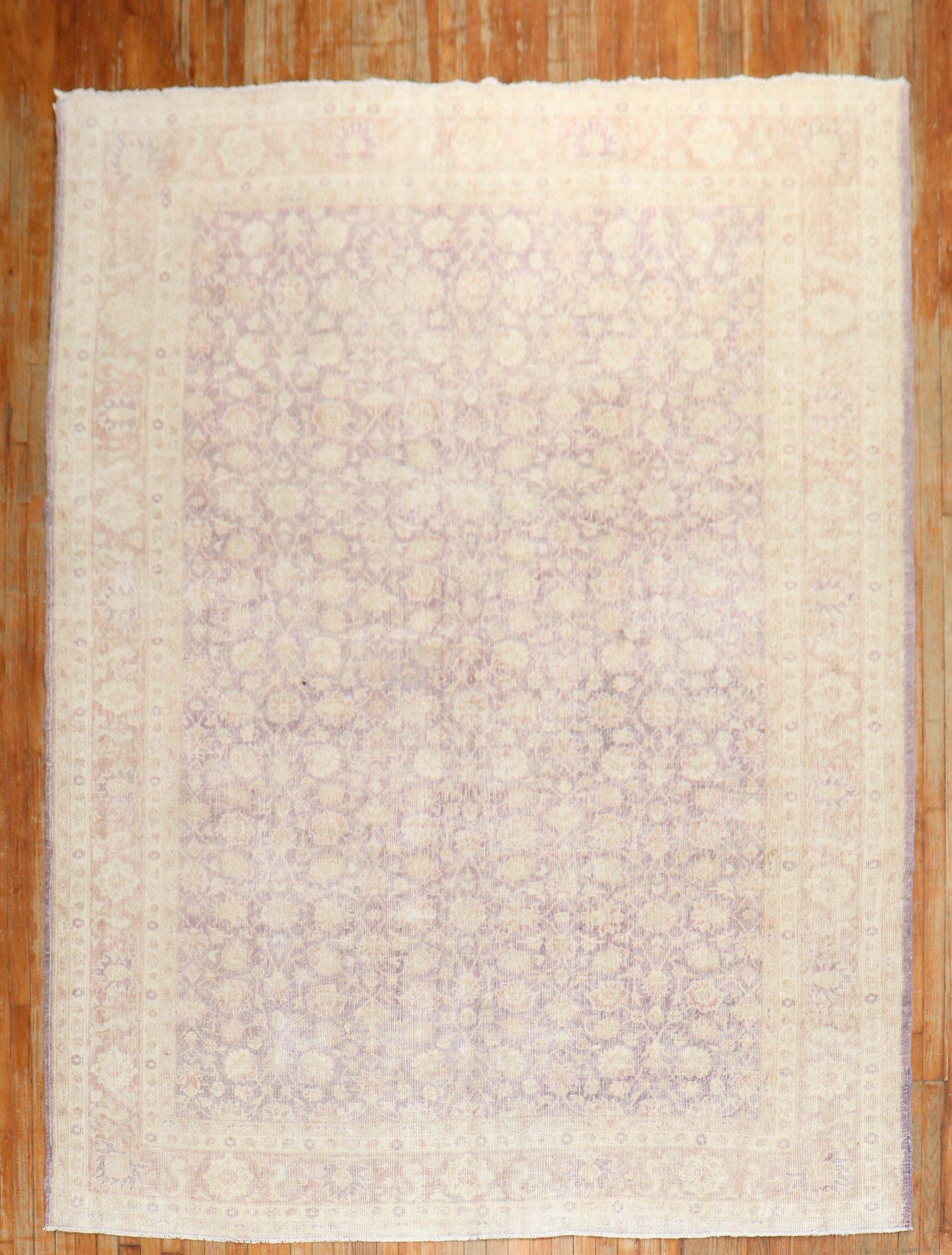Tapis vintage turc d'Anatolie lavande de la collection Zabihi État moyen - En vente à New York, NY
