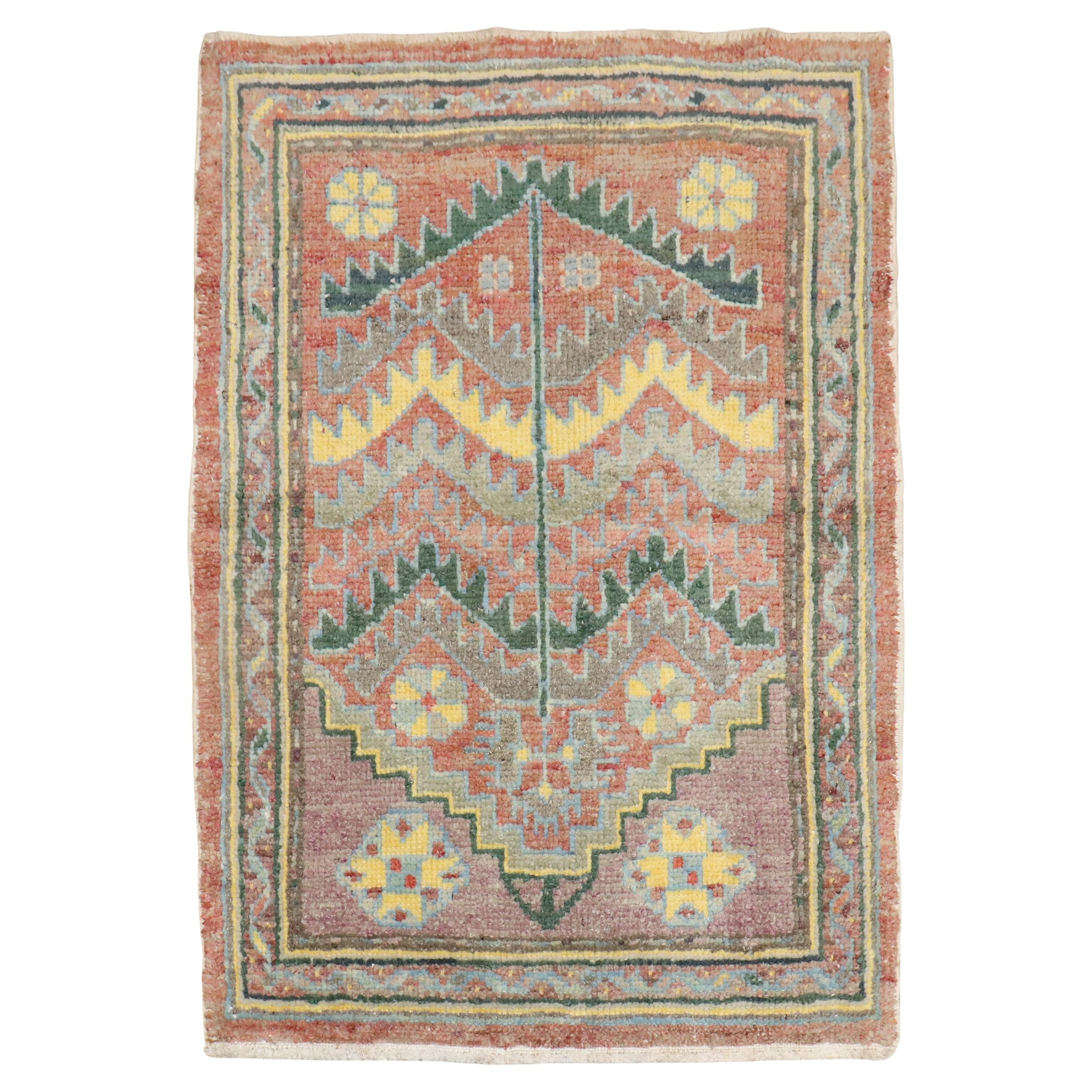 Zabihi Collection Vintage Türkisch Anatolisch Kleiner Quadratischer Teppich