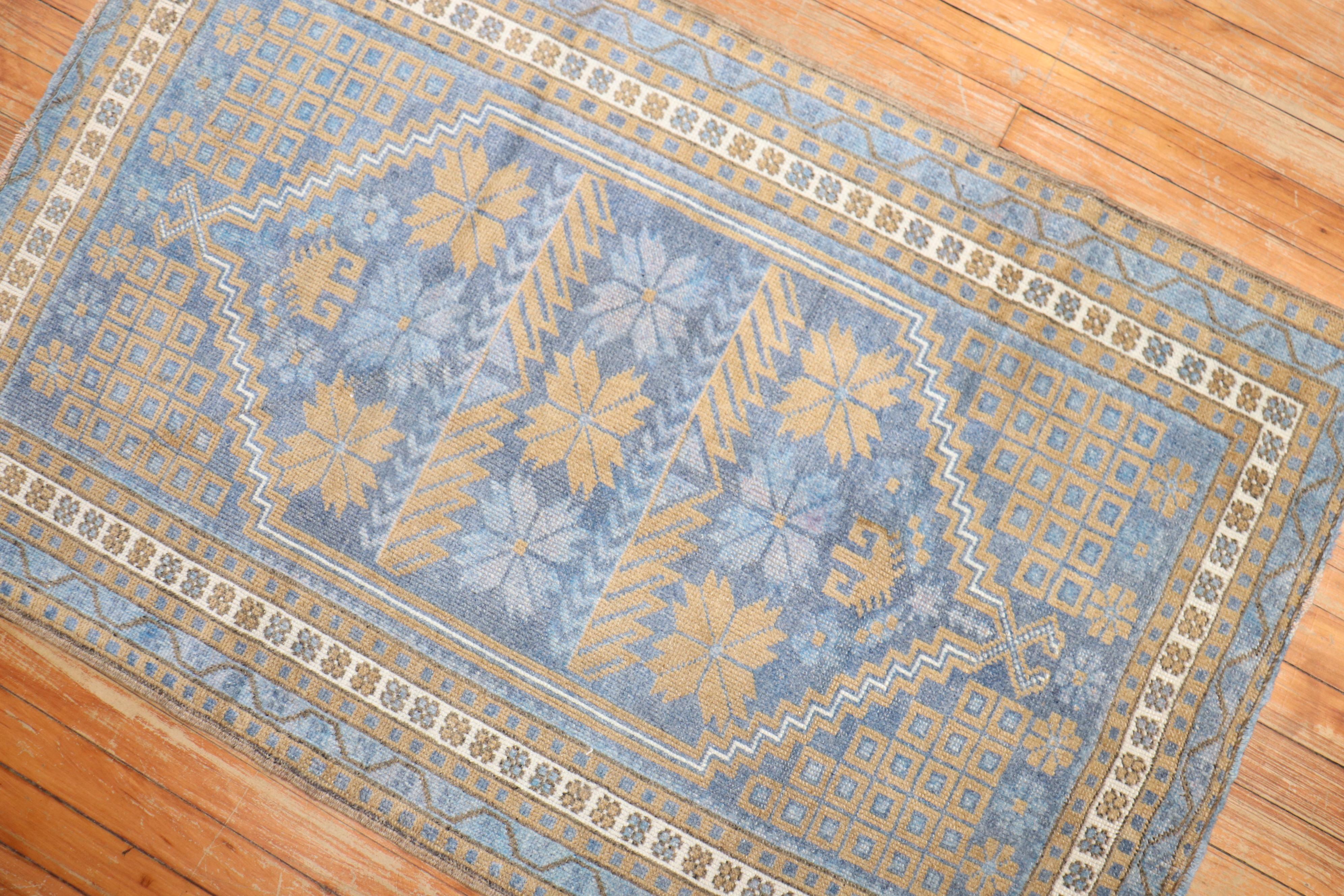 Noué à la main Petit tapis tribal turc d'Anatolie vintage collection Zabihi en vente