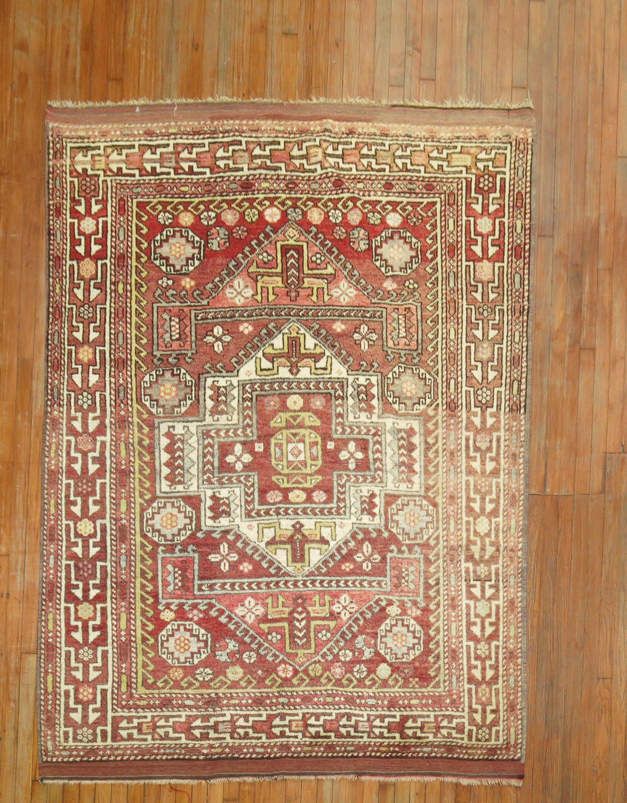 Colección Zabihi Alfombra Cuadrada Anatolia Turca Vintage De campo en venta