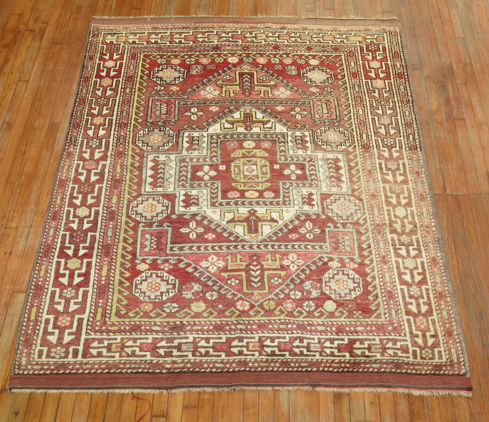Colección Zabihi Alfombra Cuadrada Anatolia Turca Vintage Turco en venta