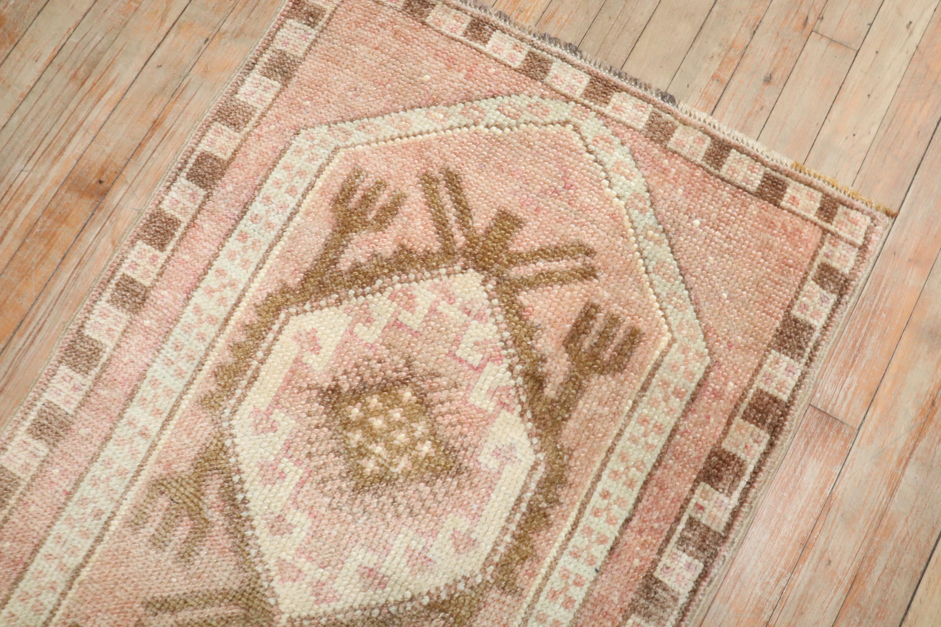 Rustique Collection S Vintage By Anatolian Tribal Small Runner (Chemin de table) en vente